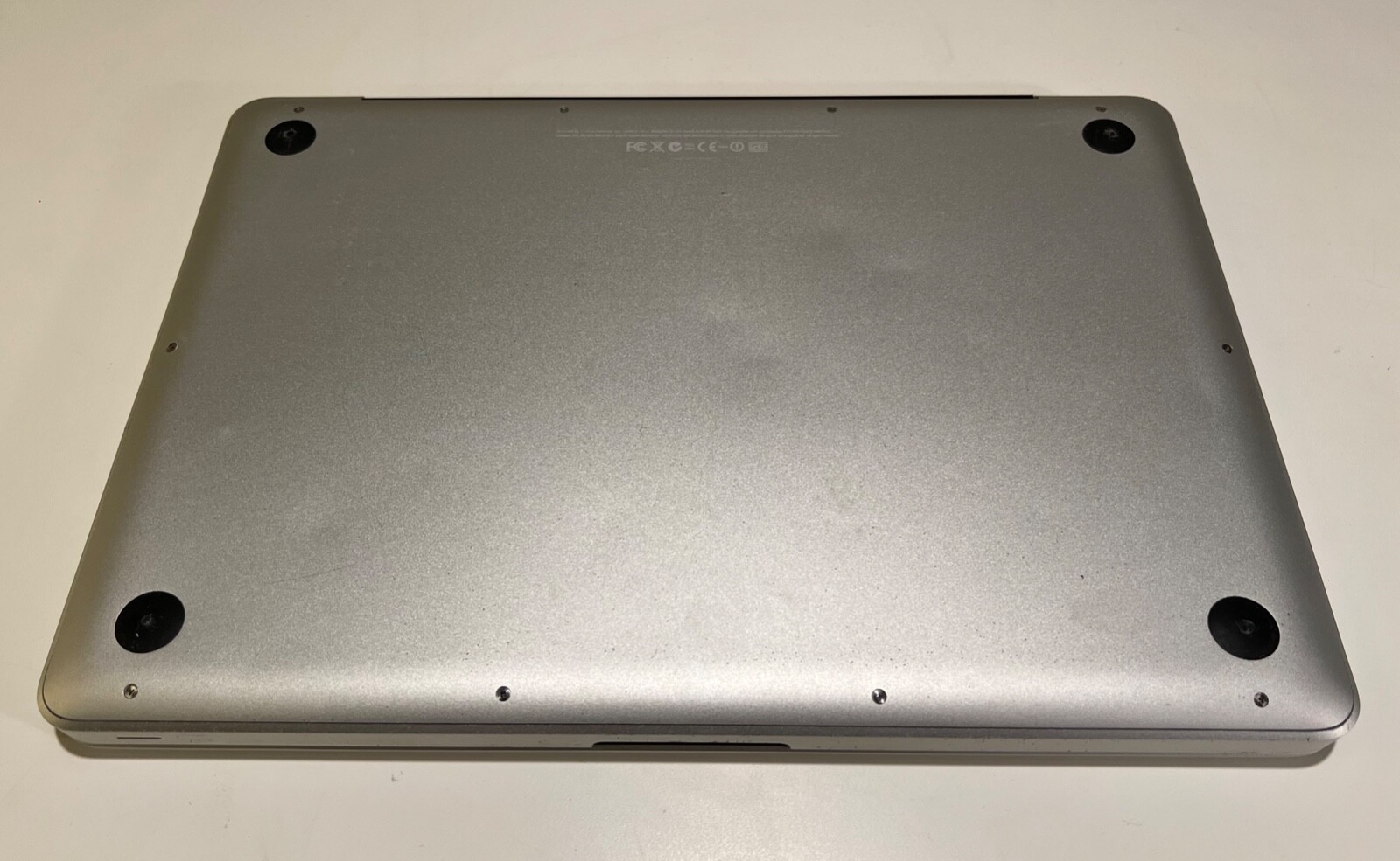 Apple 13″ MacBook Pro 7,1 A1278 2010 2.4GHz C2D / 4GB / 128GB SSD / NVIDIA 320M