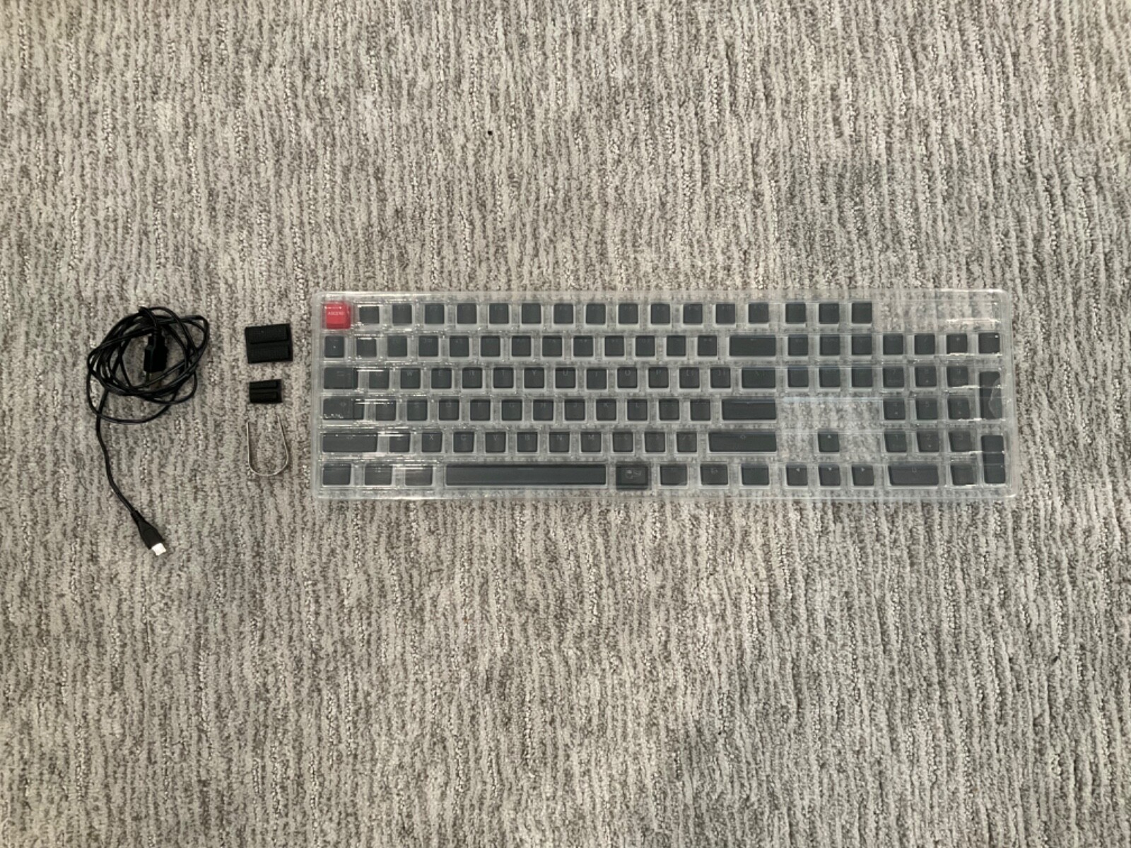 Glorious GMMK Compact 60% Black Gaming Keyboard – CHECK DESCRIPTION