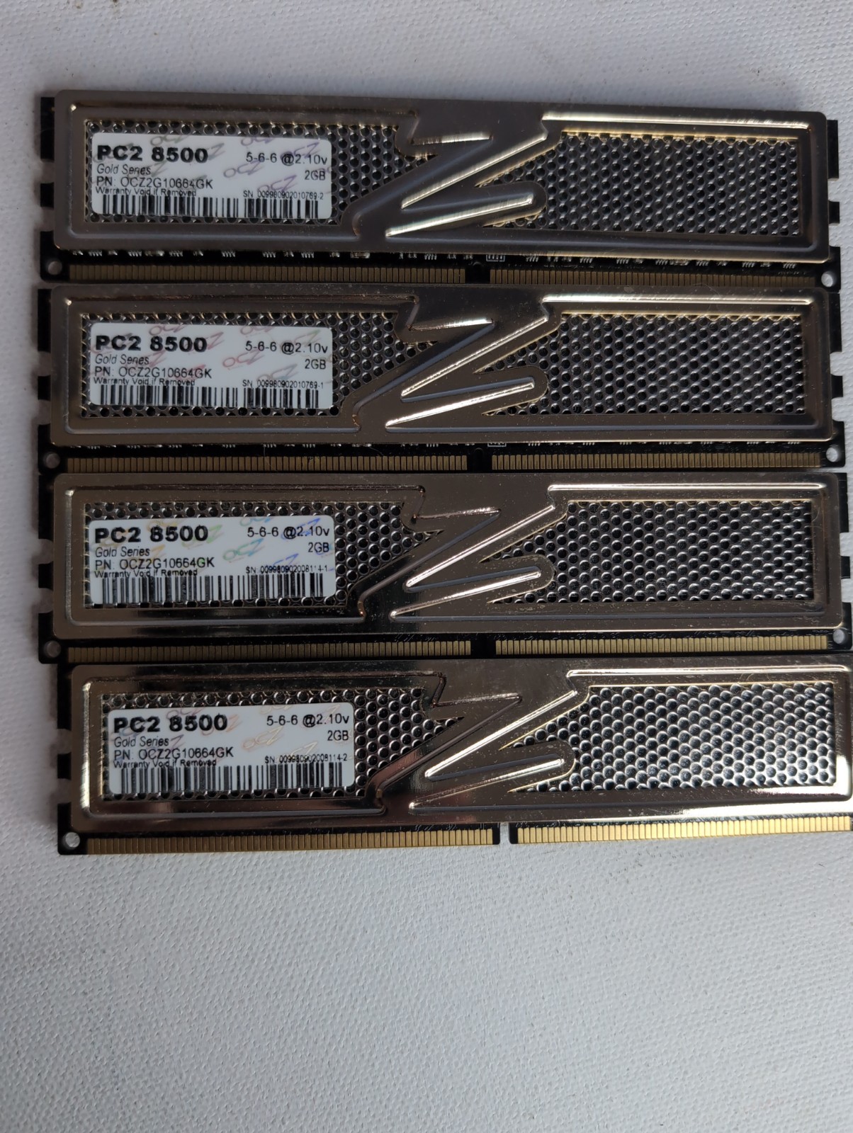 Lot Of 4 2GB (8gb) OCZ DDR2 1066MHz PC2-8500 Performance RAM Gold Desktop Gaming