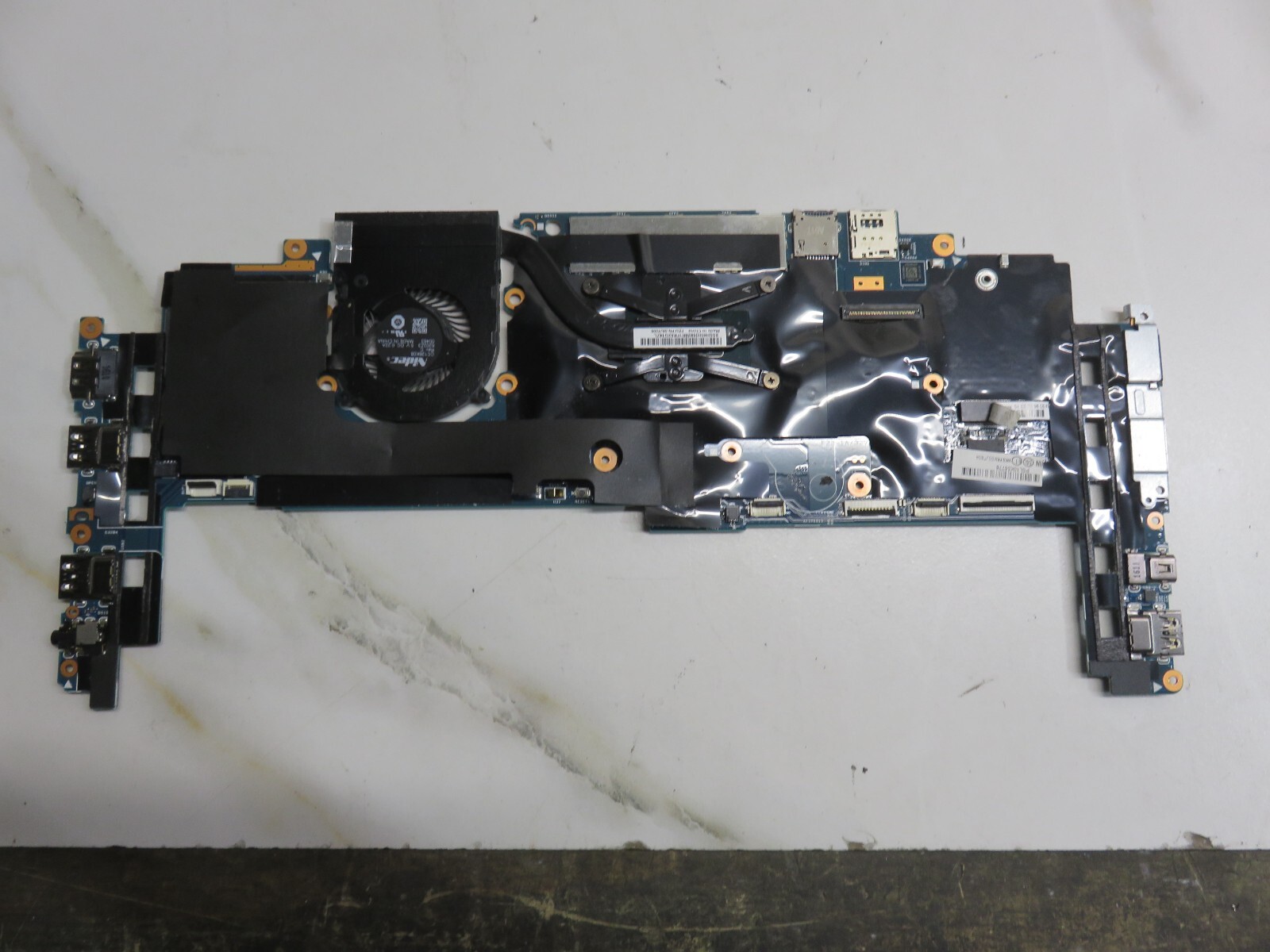Lenovo 01AX801 Motherboard ThinkPad X1 Carbon 4th Gen i5-6500U 2.5Ghz w/ 8GB RAM