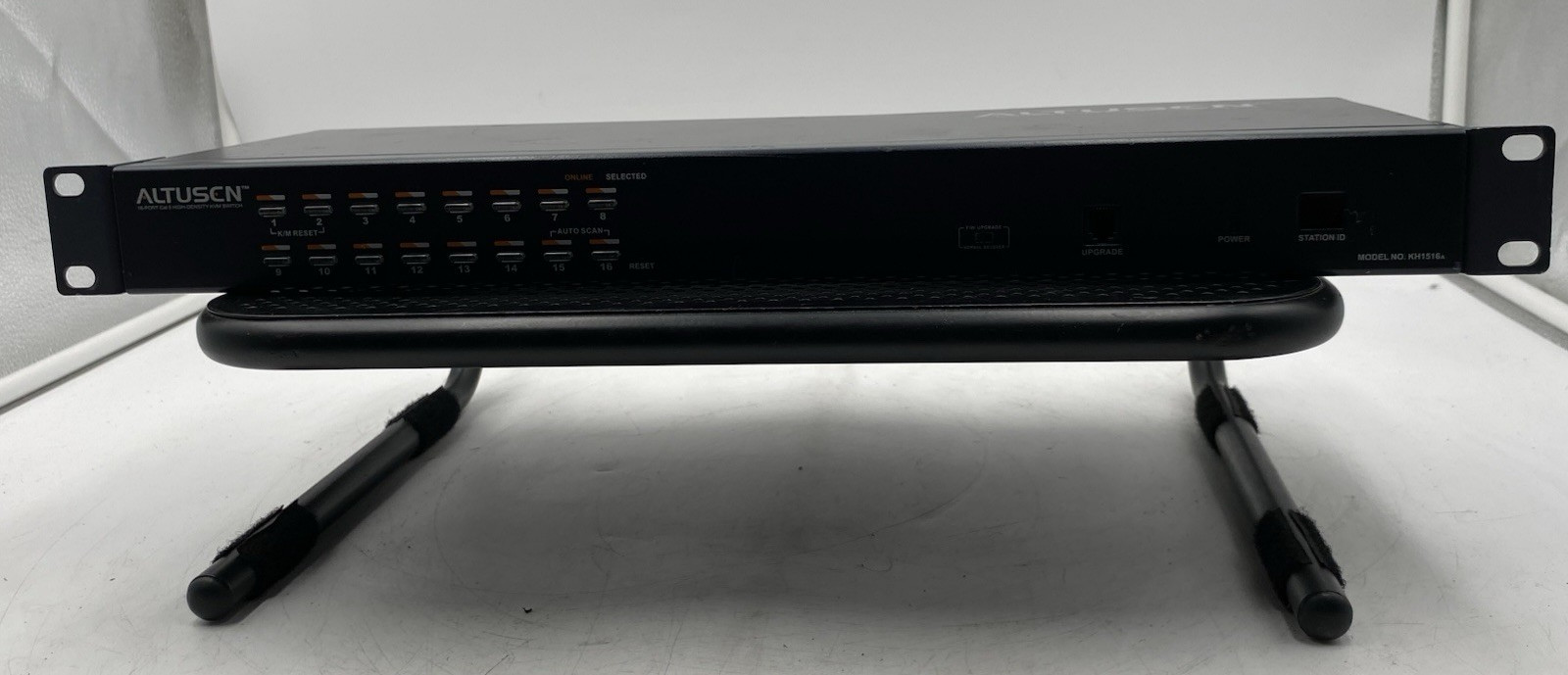 Aten KH1516Ai 1-Local/Remote Share Access 16-Port Cat 5 KVM over IP Switch