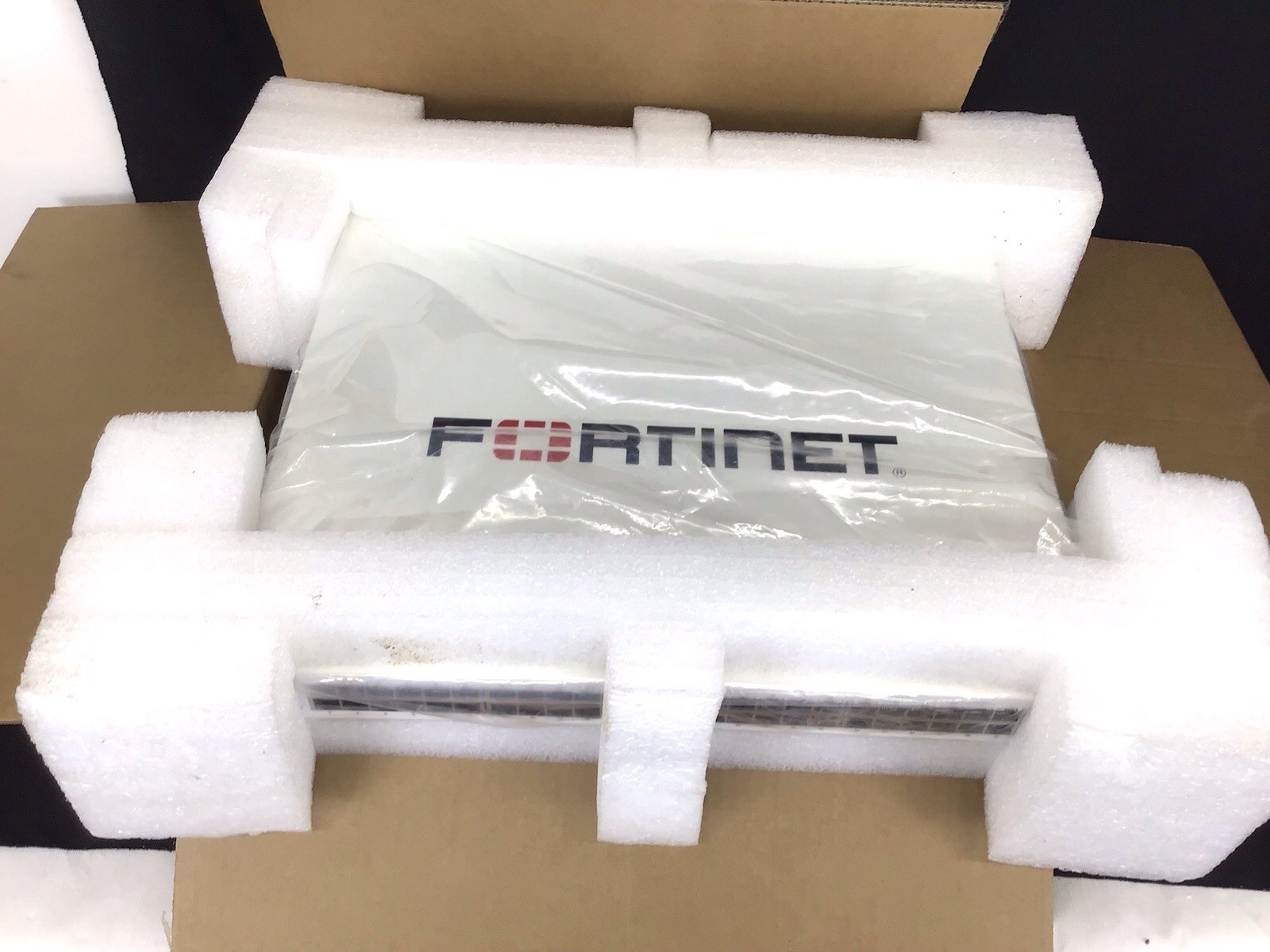 Fortinet FortiSwitch 448E-FPOE 48-port Ethernet Switch New Open Box Never Used