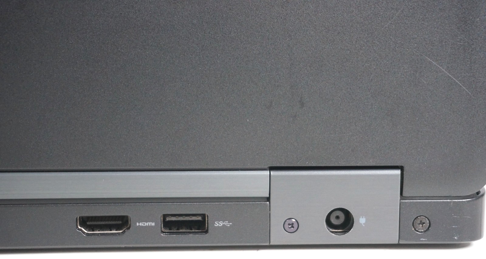 Dell Latitude 5590 Intel Core i7-8650U @1.90GHz 16GB RAM No HD/No OS/No Battery