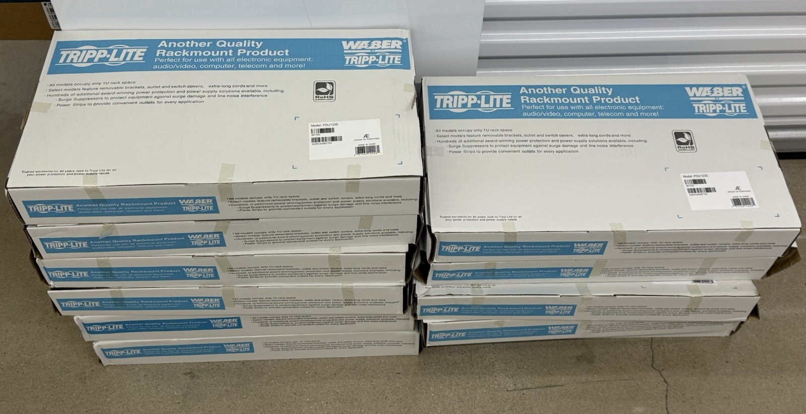 Tripp Lite PDU1230 Single-Phase Basic PDU