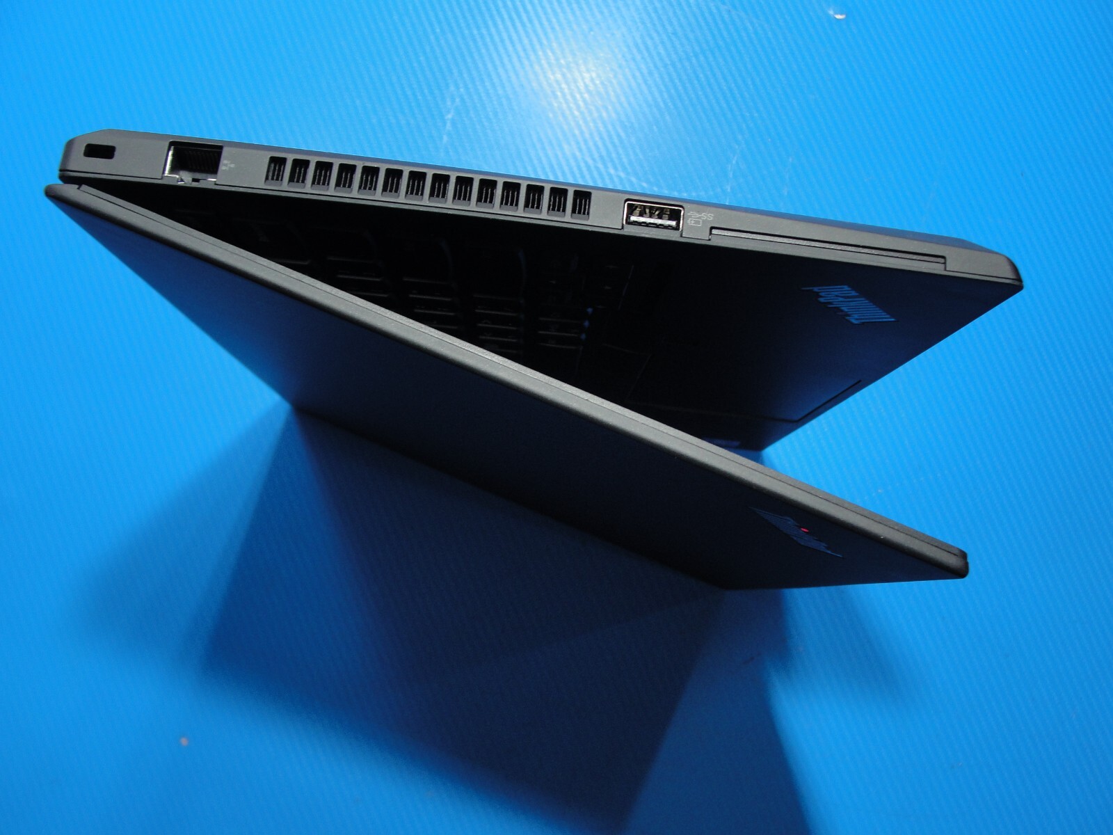 Lenovo ThinkPad T14 Gen 2i 15.6” Intel Core i7-1185G7 3GHz 16GB 512GB Reset SSD