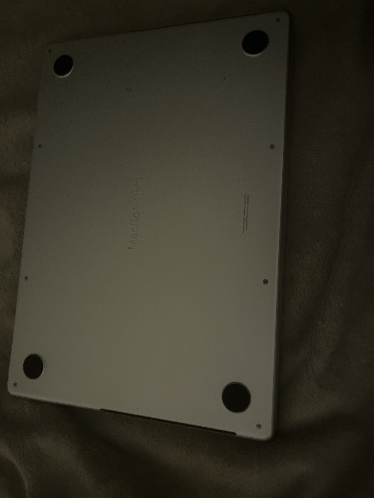 2023 MacBook Pro 14-inch M3 32GB RAM 256GB SSD