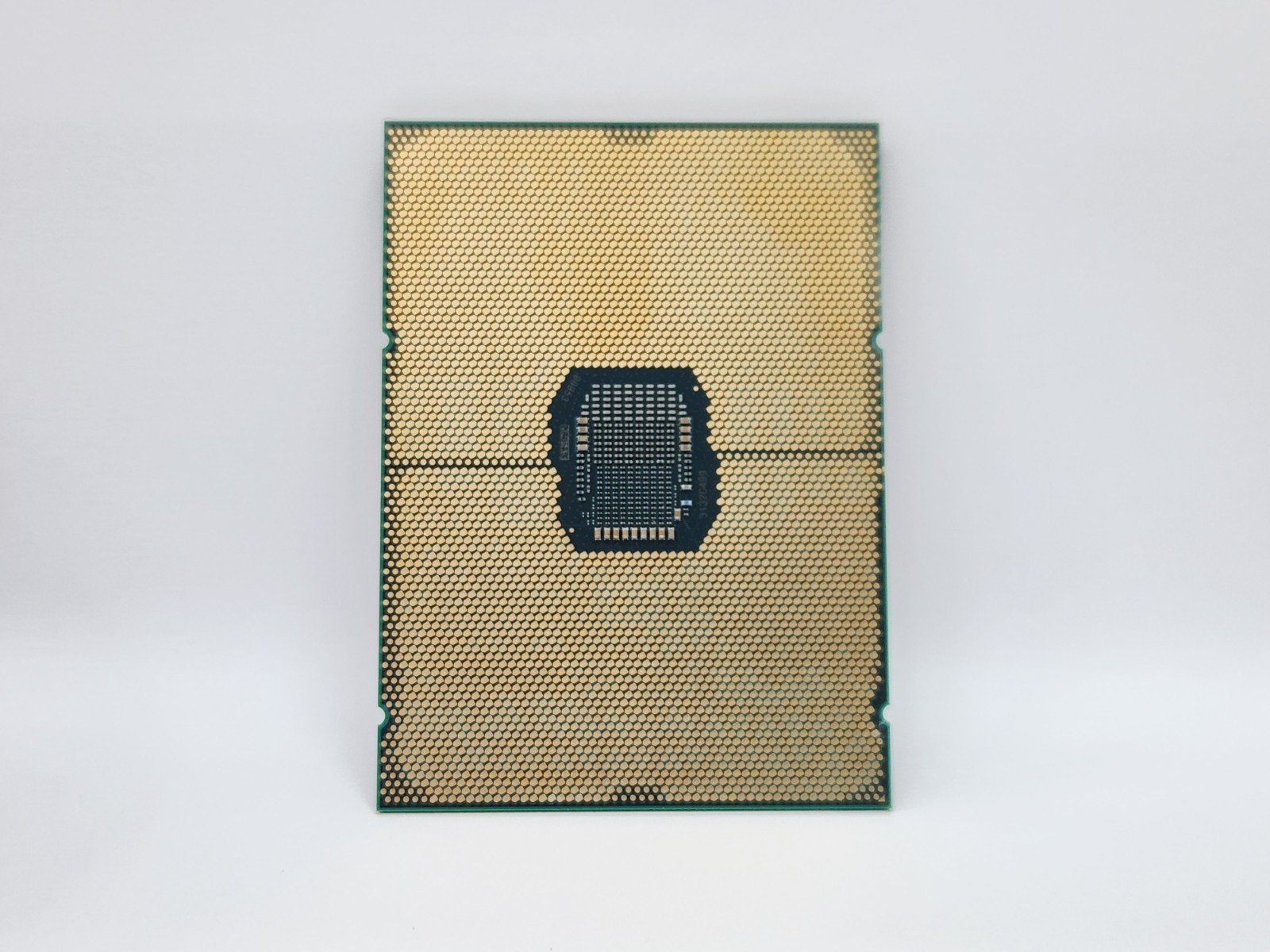 Intel Xeon Gold 6354 SRKH7 3.00GHz 18-Core 39MB LGA4189 205W CPU Processor