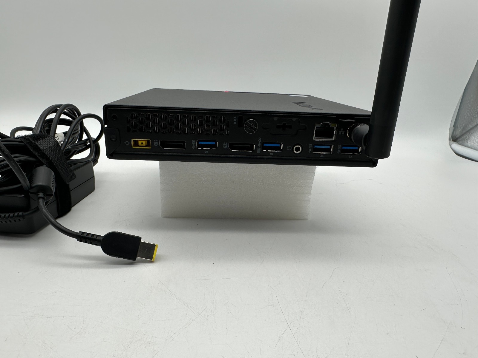 Lenovo ThinkCentre M900 Tiny, Core i7-6700T, 2.80 GHz, 16GB RAM 256GB SSD,Win 10