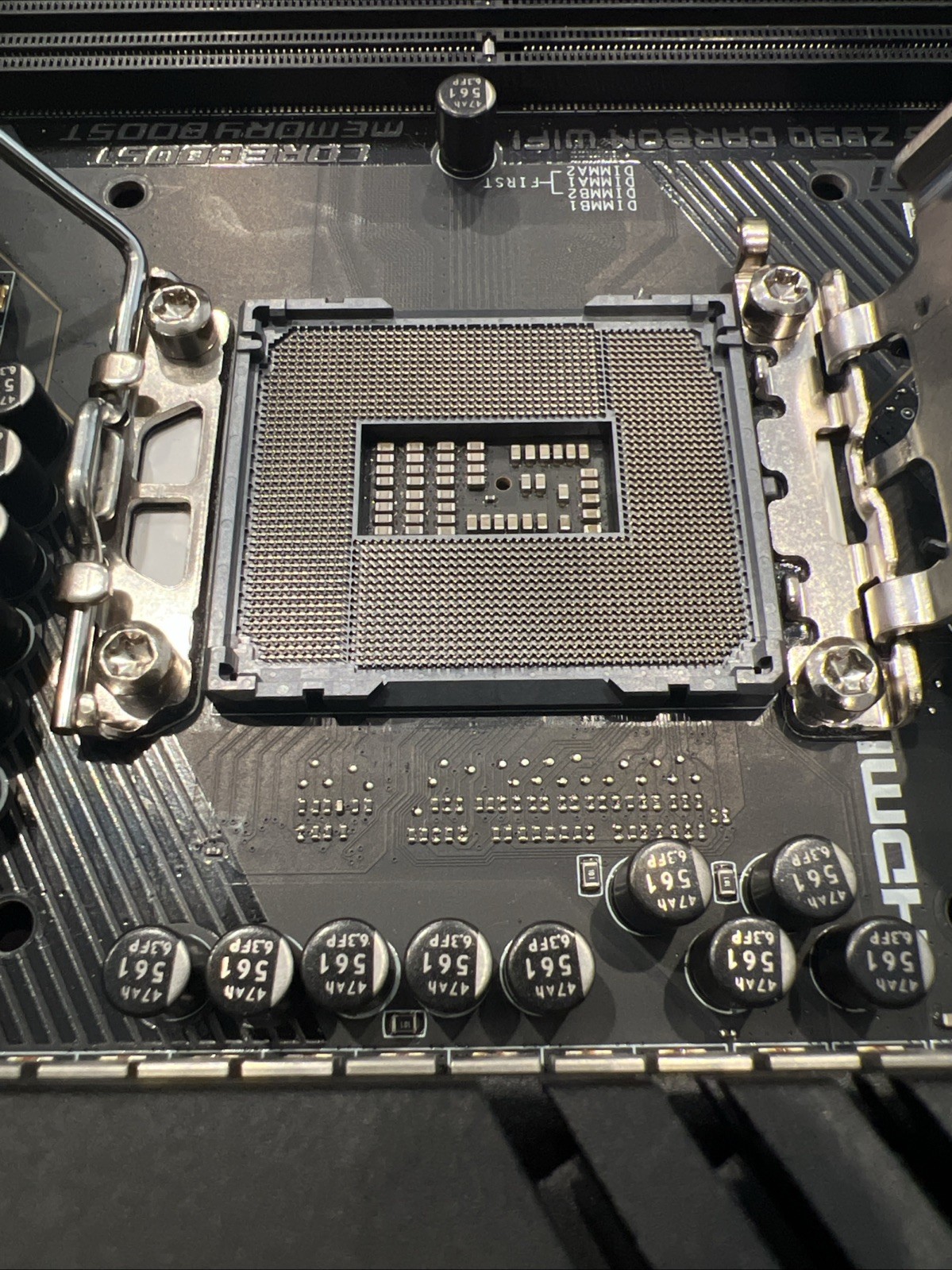 MSI MPG Z890 Carbon WiFi LGA 1851 Used