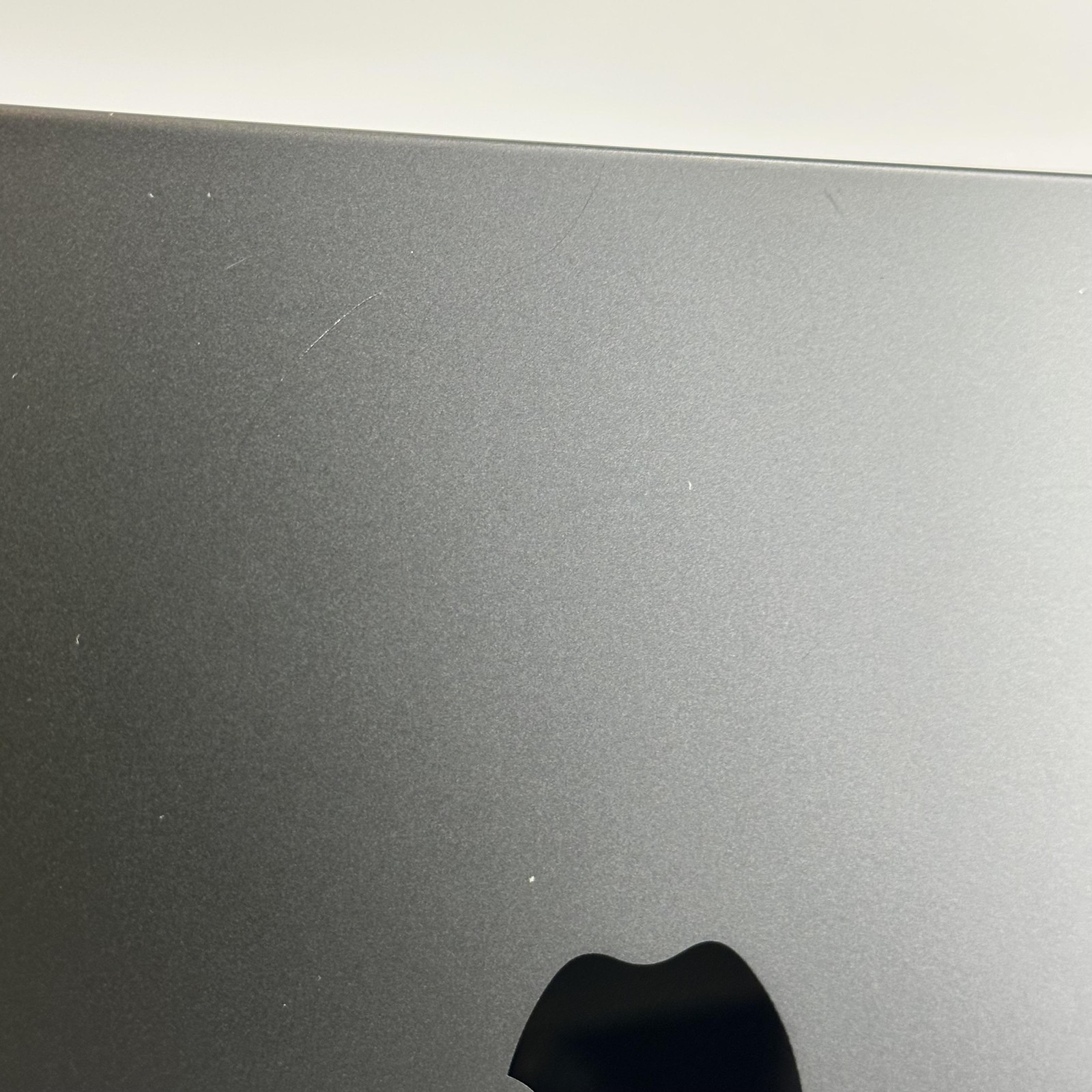 MacBook Pro 14 Space Black 2024 M4 Pro 14-Core CPU 20-Core GPU 24GB 1TB Pink Hue