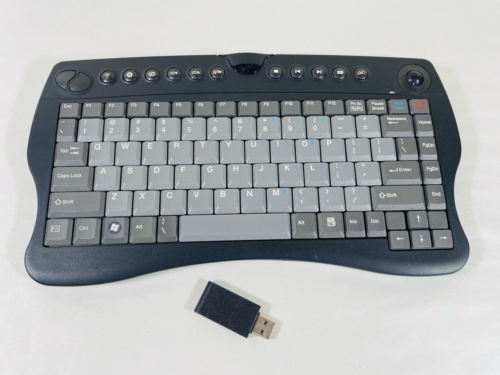 Vidabox Bluetooth Trackball Keyboard