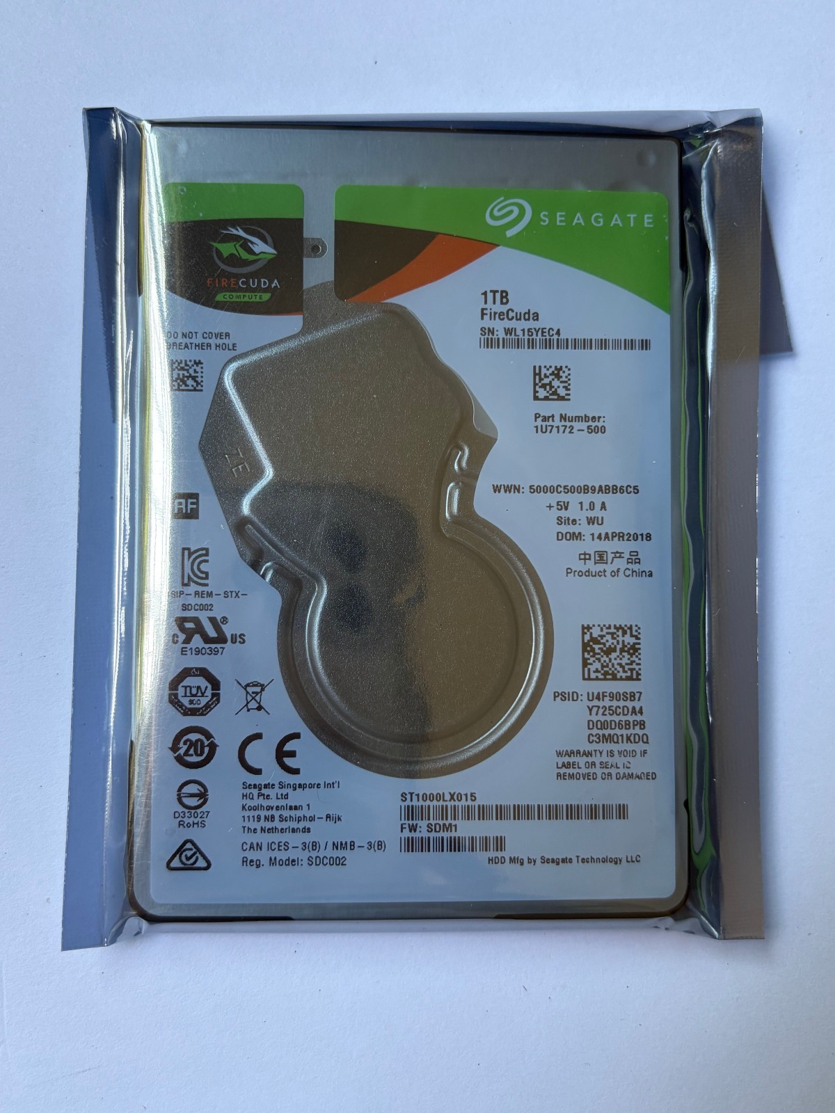 Seagate FireCuda ST1000LX015 1TB 7mm Interna 2.5″ SATA Hybrid hard drive SSHD