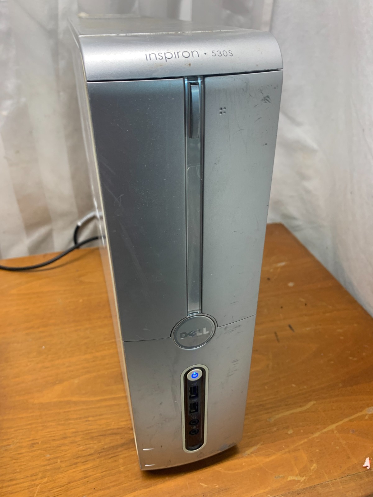 Dell Inspiron D530S Desktop Tower Computer Powers On