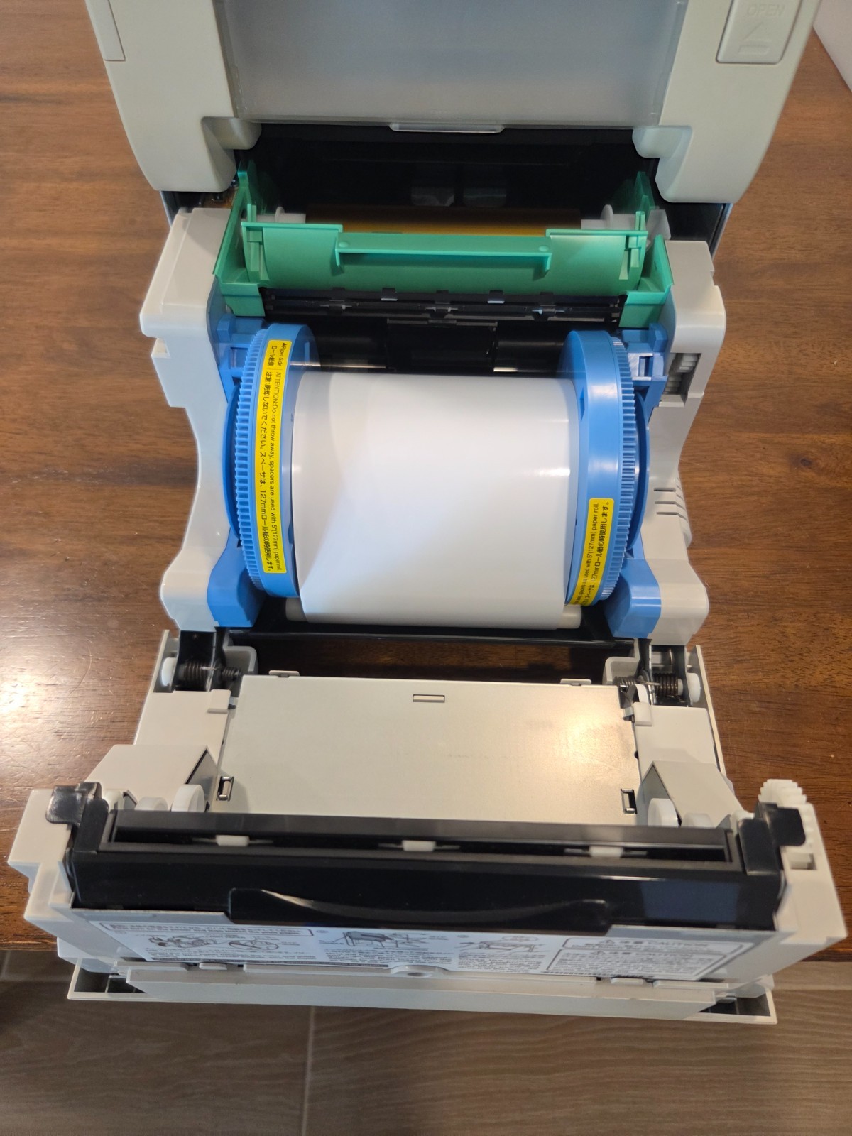 Mitsubishi CP-D707DW “double decker” dye sublimation color printer