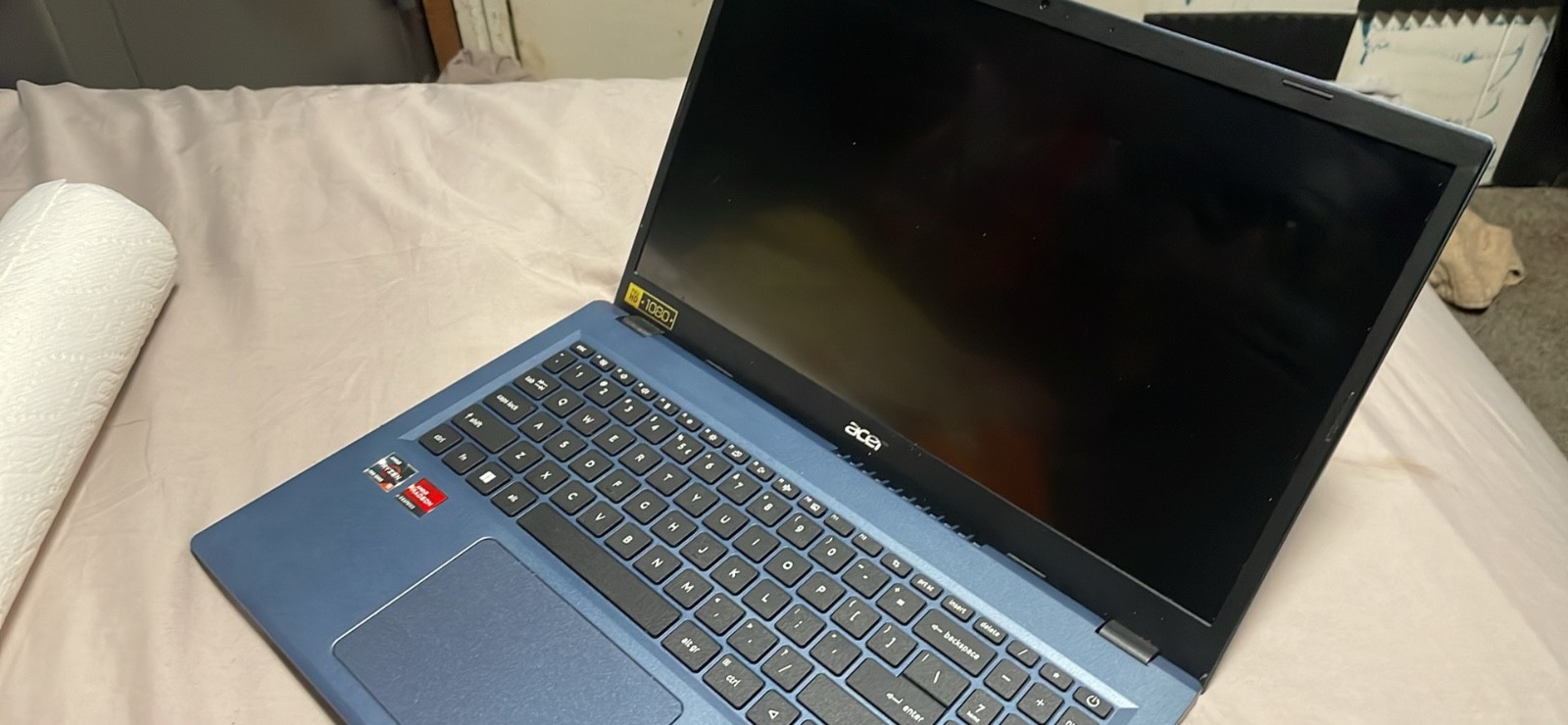 Acer Aspire 3 A315-24PT 15.6″ (512GB SSD, AMD Ryzen 5 7000 Series, 4.30 GHz,…