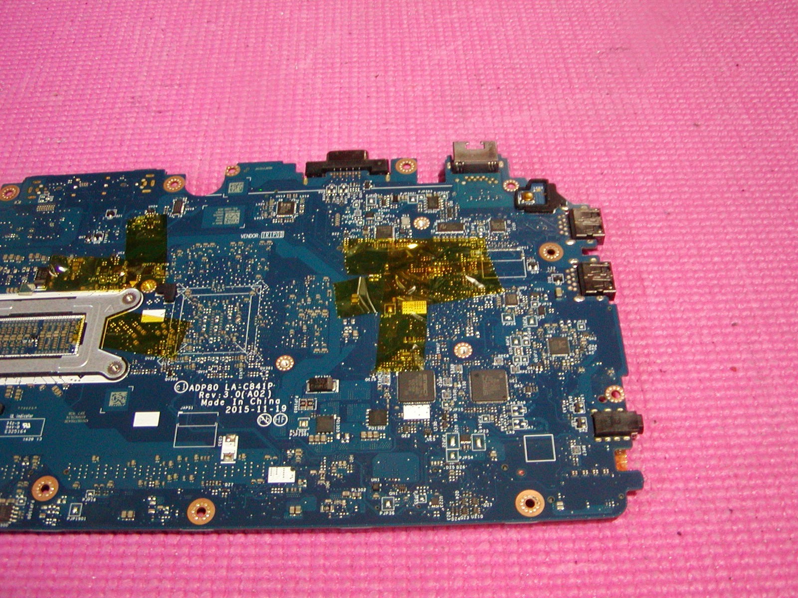 Dell Latitude E5570 Intel 2.7 GHz Core i7-6820HQ DDR4 Motherboard POSTS (PICS)