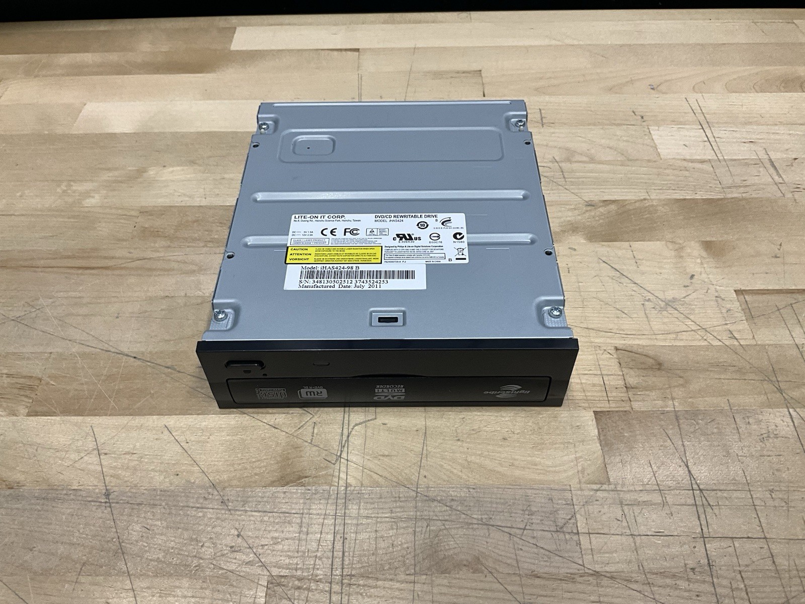 Lite-On iHAS424-98 LightScribe Internal 24X SATA DVD/RW Writer Dual Layer Drive
