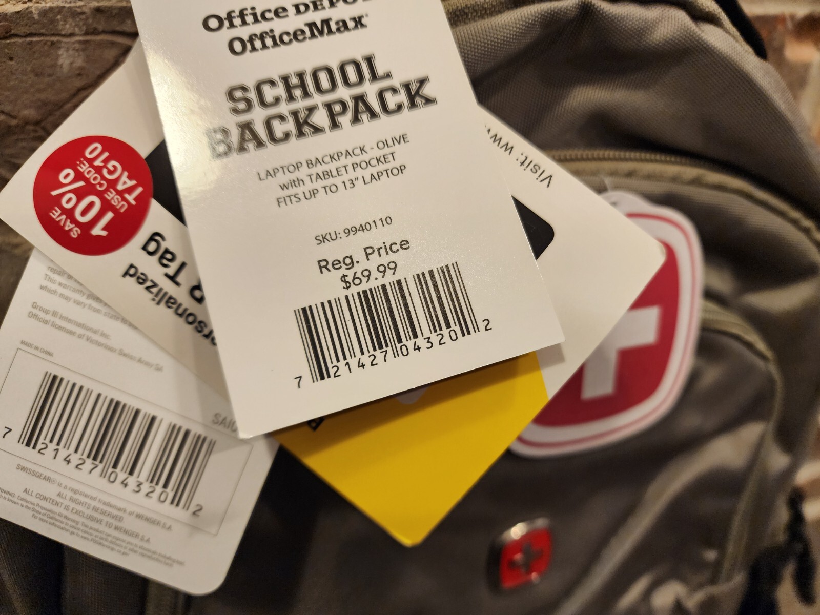 Swissgear 9940110 Backpack with Tablet pocket Fits up to 13” Laptop Pocket Olive