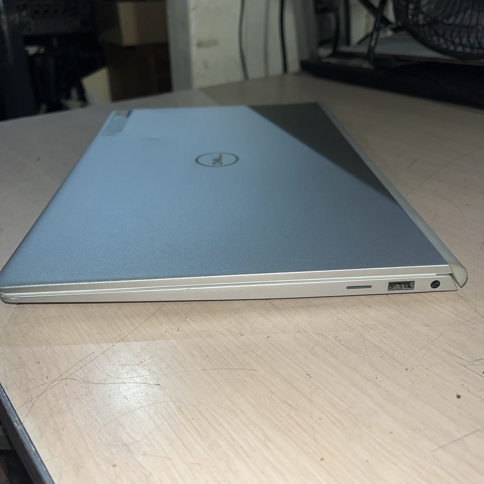 DELL INSPIRON 5402 INTEL CORE I7-1165G7 8GB RAM NO HD