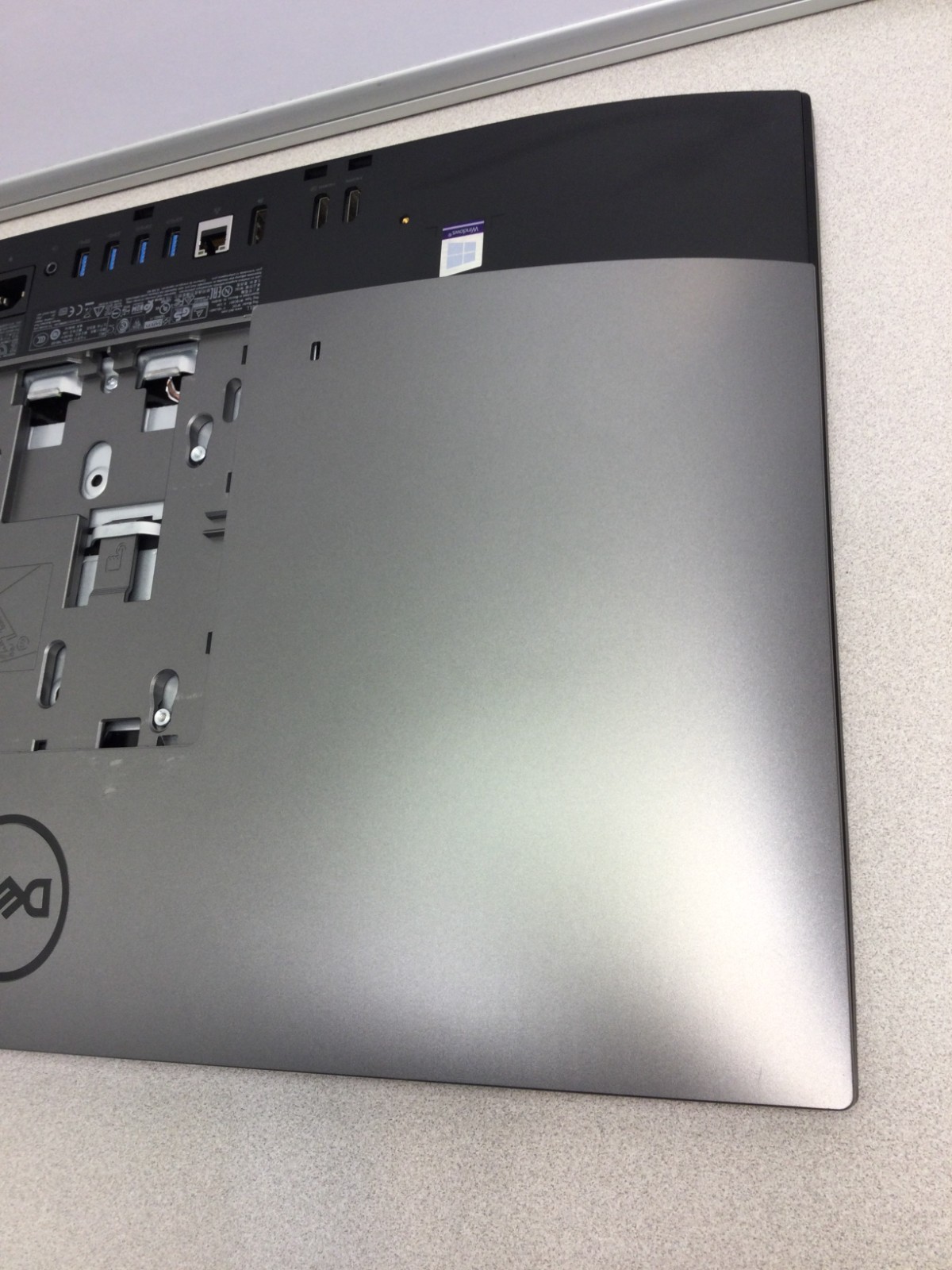 Dell OptiPlex 7460 AIO i7-8700@3.20GHz 16GB/512GB SSD Win11Pro No Stand 24”