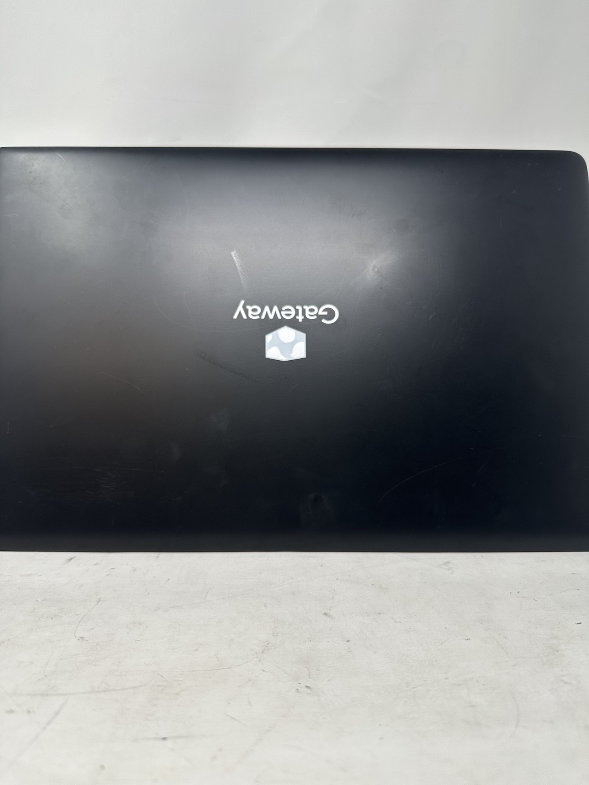 Gateway GWTN156-7BK (256GB SSD, Intel Core i3, 8GB RAM) (#156) CHARGING ISSUES.