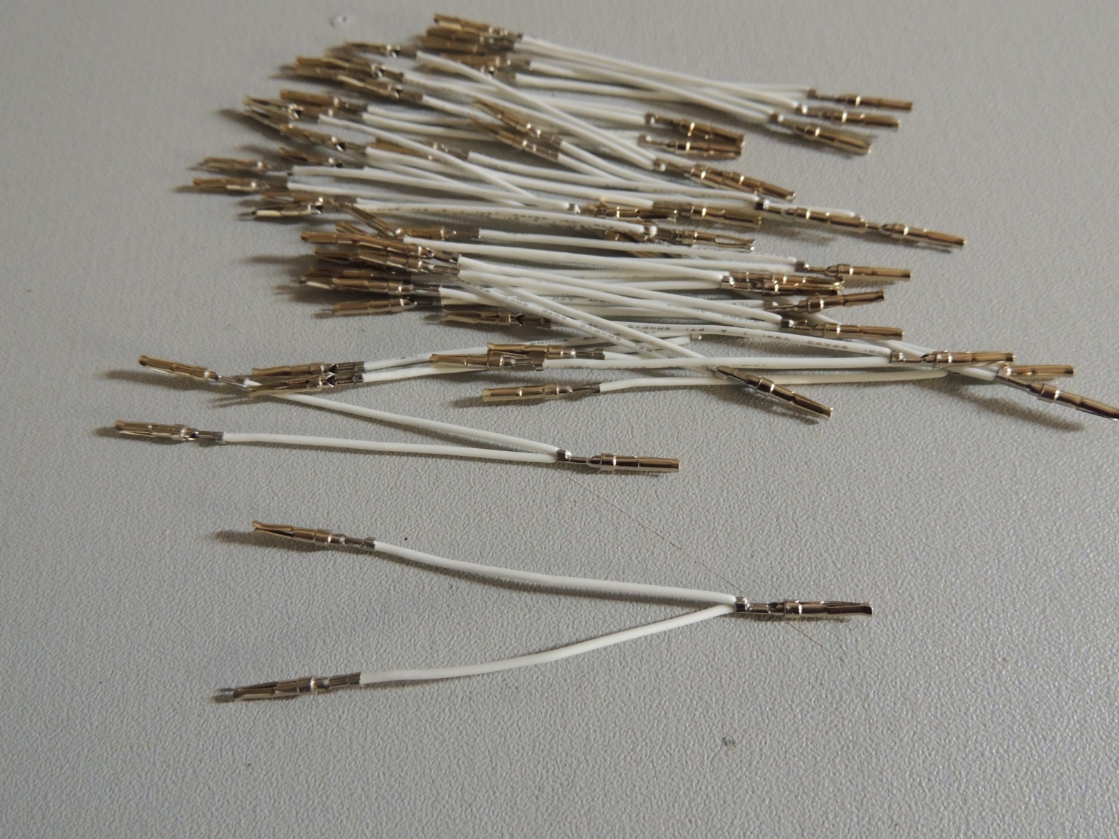 25pk 3 pin Y Jumpers 3 Female Pins ~ Ideal for DB 9/25 Assembly Connectors