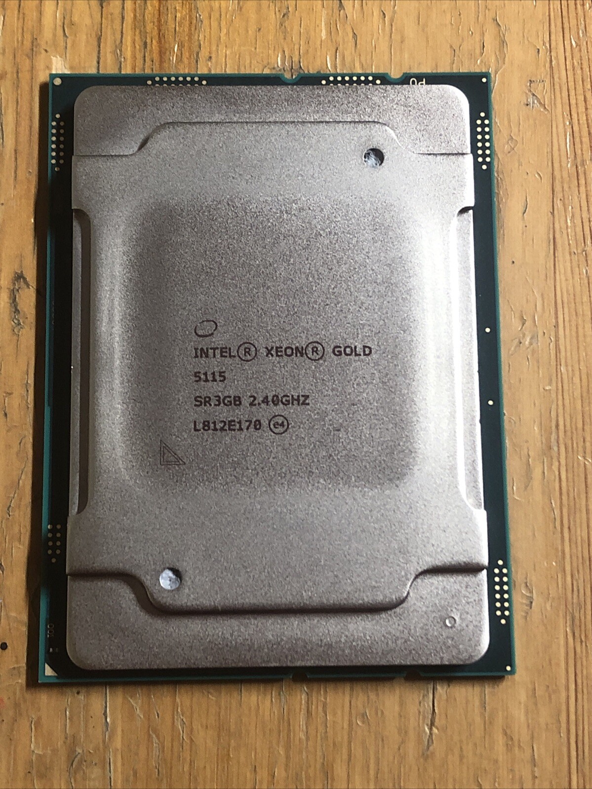 Intel Xeon Gold 5115 2.4GHz 10 Core 13.75MB 10.4GT/s 85W Processor SR3GB