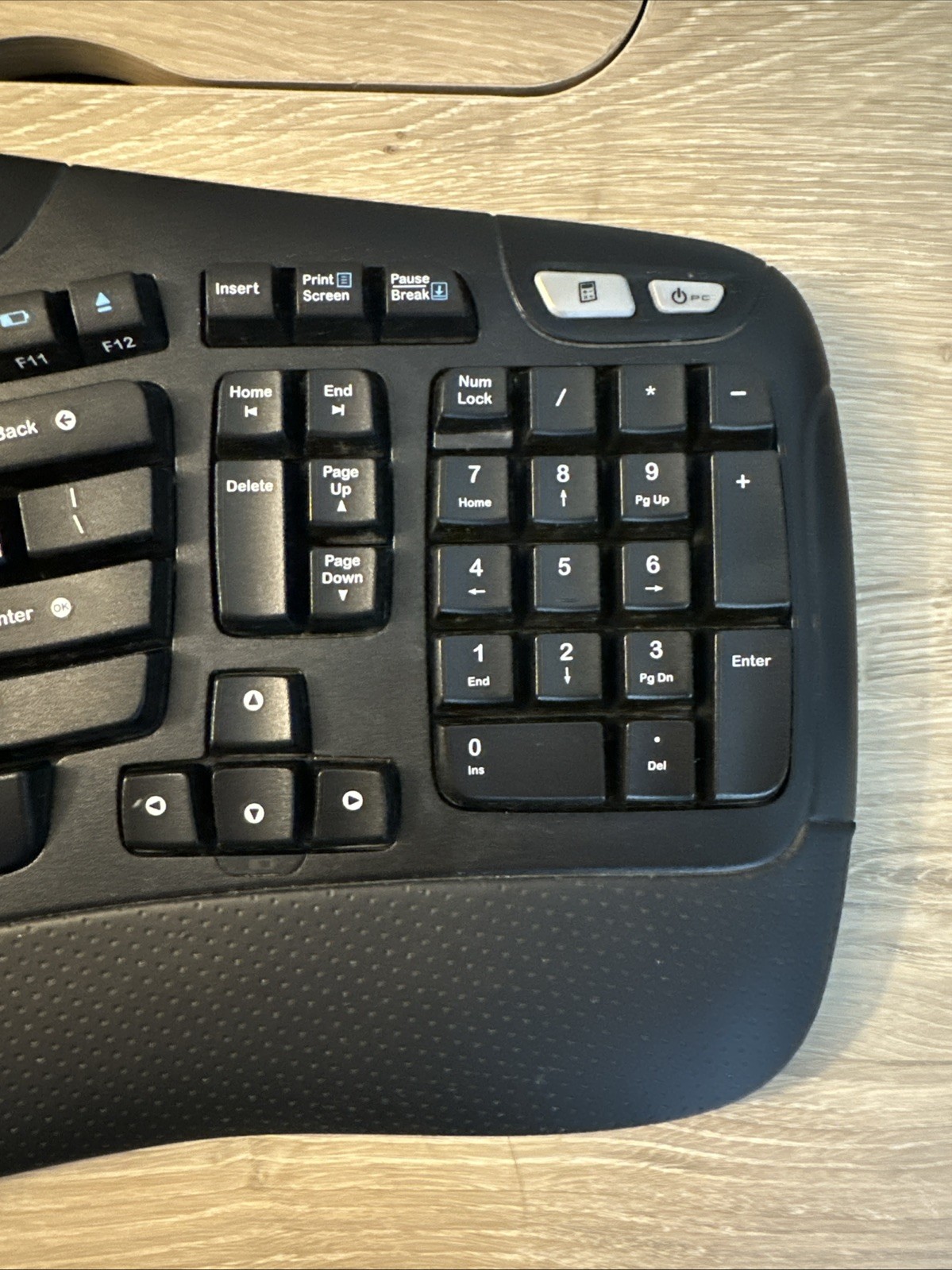 Logitech K350 Black Comfort Wave Wireless Keyboard