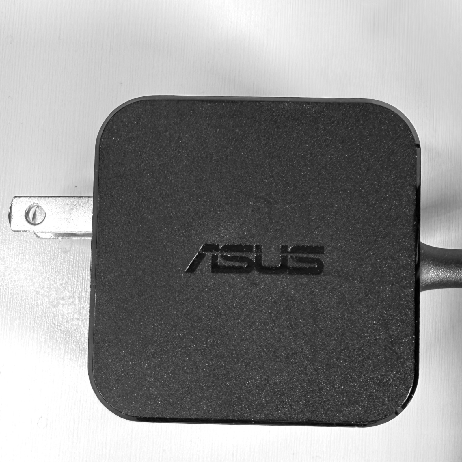 ASUS 33W USB‑C PD Wall Charger ADP‑33DW B OEM Compact Travel Adapter