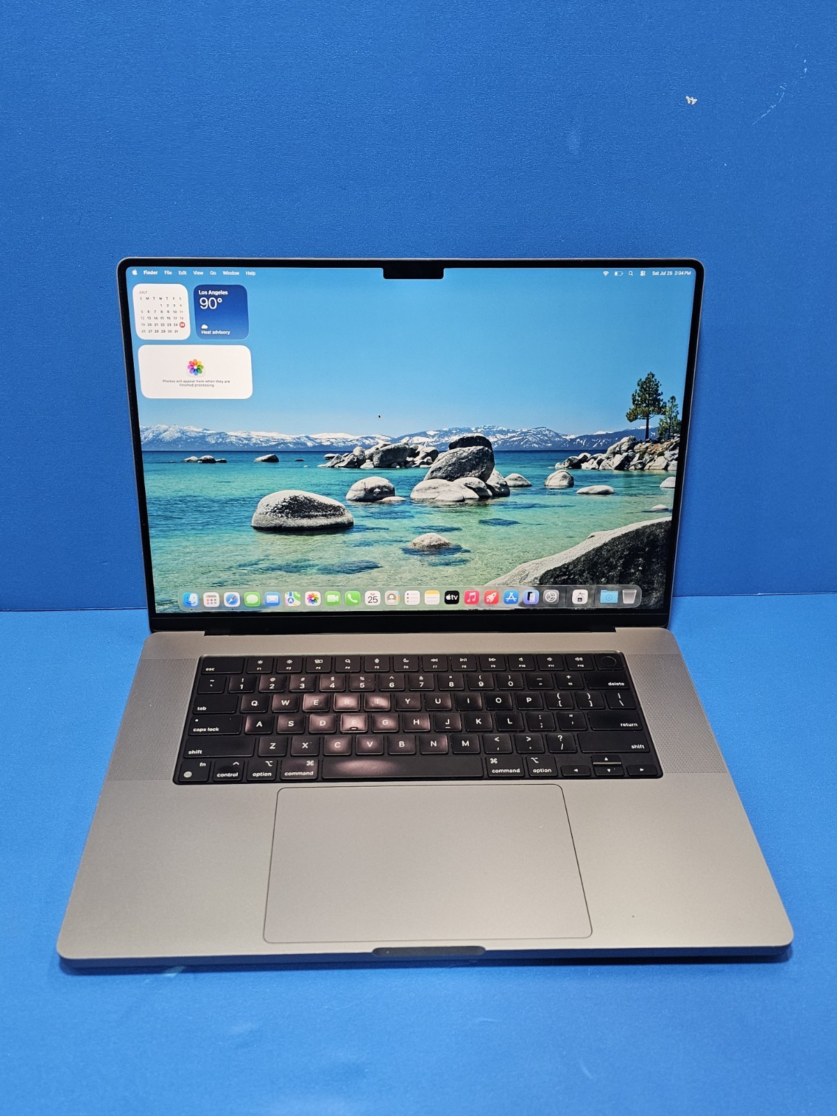 MacBook Pro 16″ 2021 M1 Max 32GB 1TB SSD A2485 Gray Batt H 87%/93%/90% Grade A-