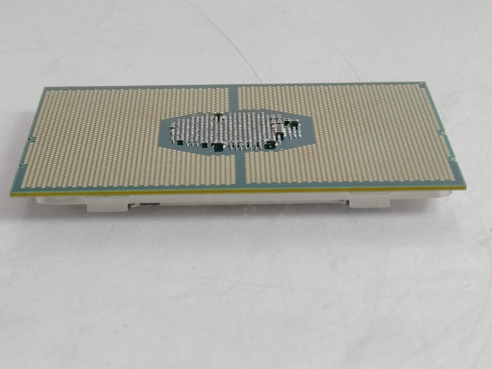 Intel Xeon Gold 5215 2.50 GHz LGA 3647-0 Server CPU Processor SRFBC