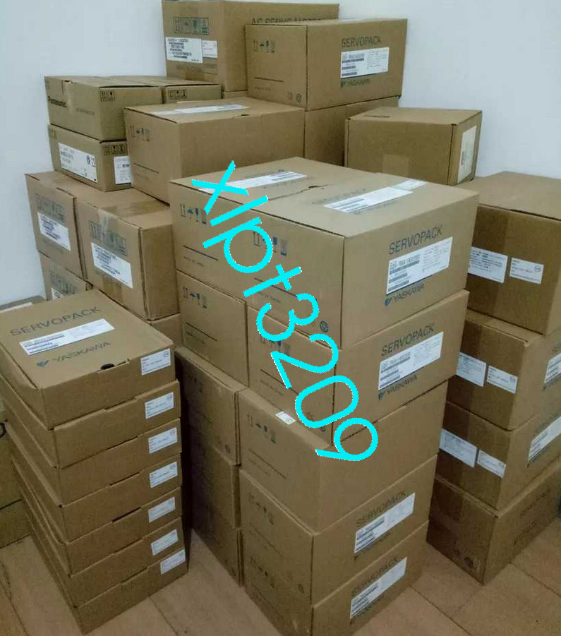 SGM7G-55AFA61 Yaskawa SERVO MOTOR NEW FedEx or DHL