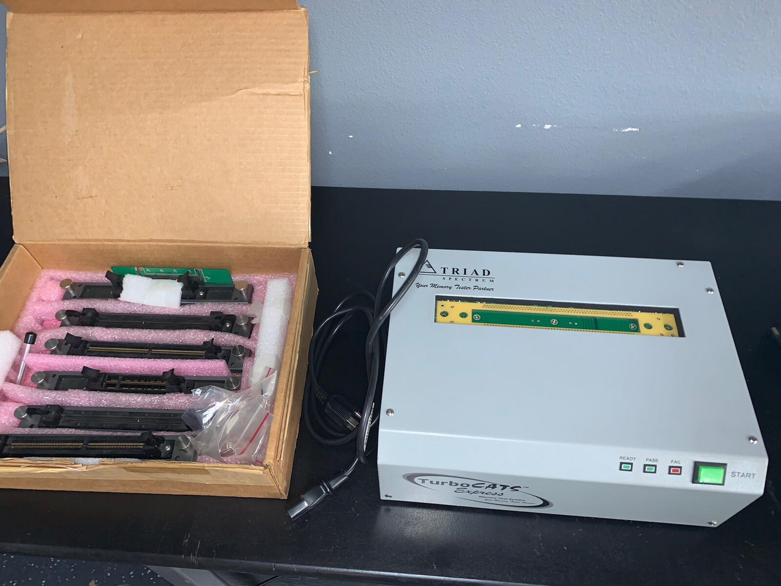 Triad Spectrum TurboCats Express Memory Programmer & Tester w/DDR 2 & 6 Adaptors
