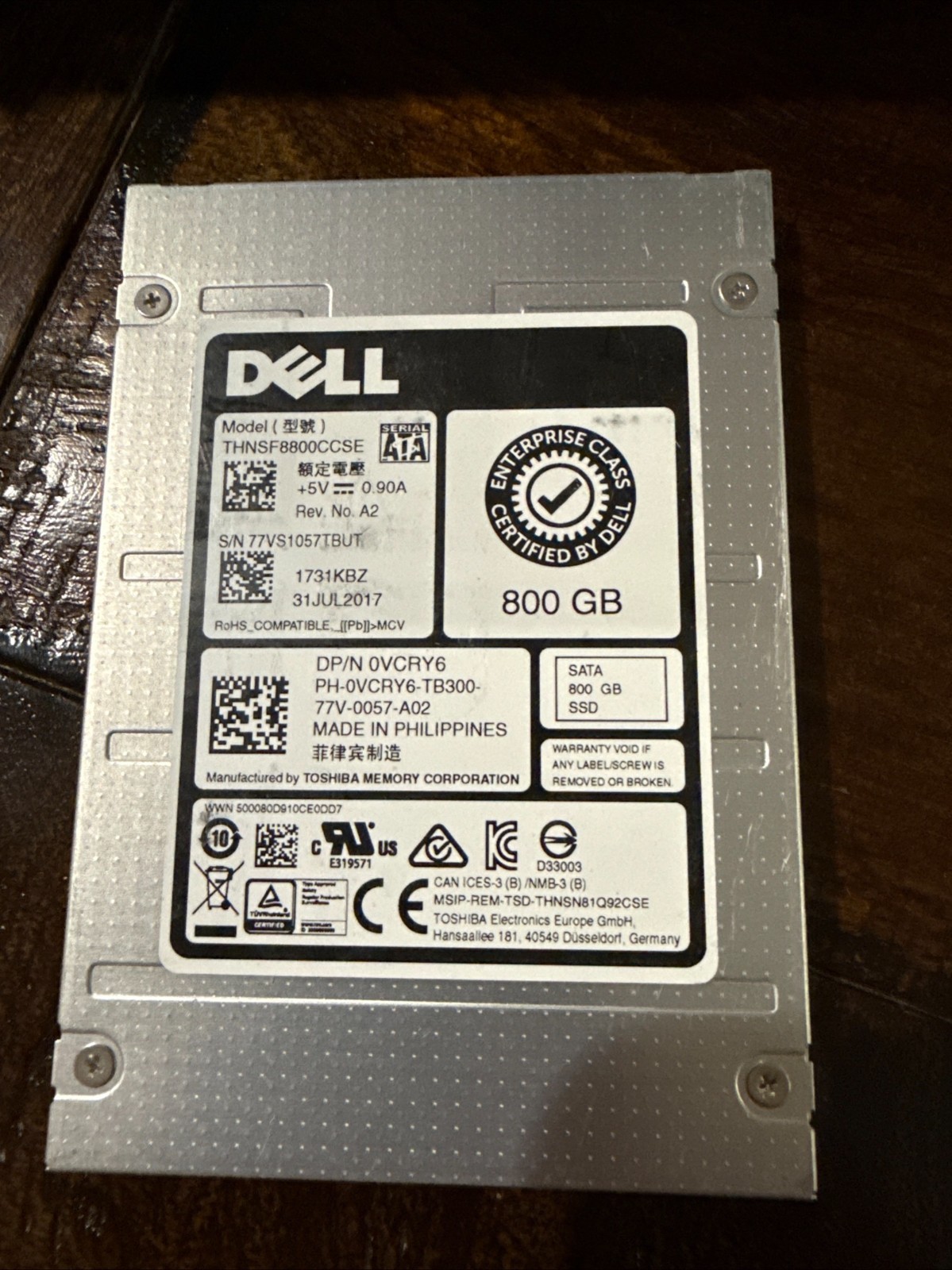 Dell 800GB Enterprise SATA SSD Toshiba THNSF8800CCSE 2.5″ SSD