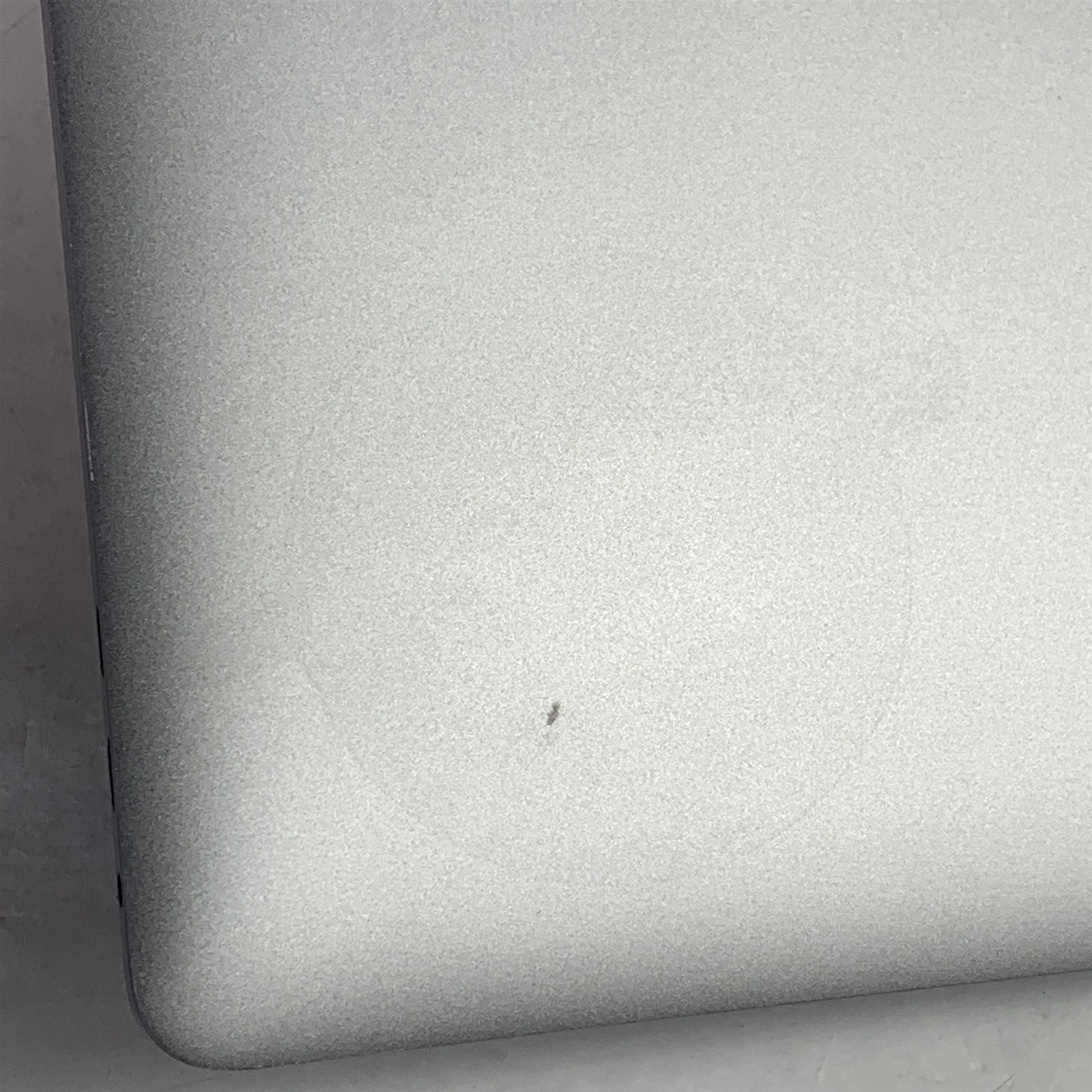 Apple MacBook Pro A1990 15″ 2019 Laptop Oct Core i9-9980HK 2.4GHz 16GB 500GB SSD