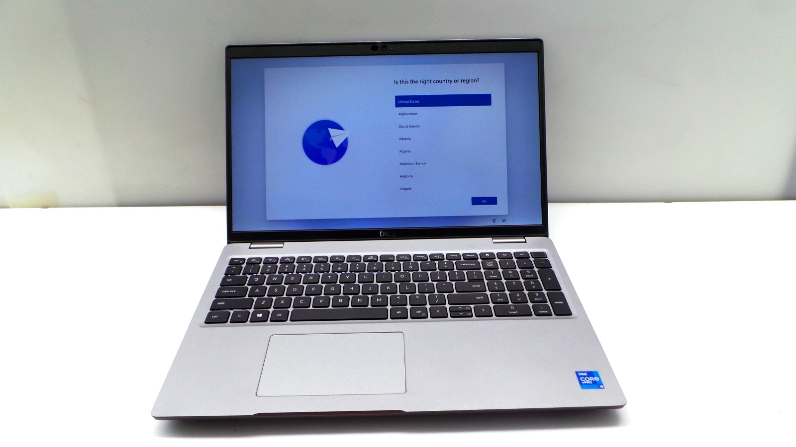 Dell Latitude 3560 15.6″ | i5-1145G7 2.60GHz | 16GB RAM 512GB NVMe | WIN 11 PRO