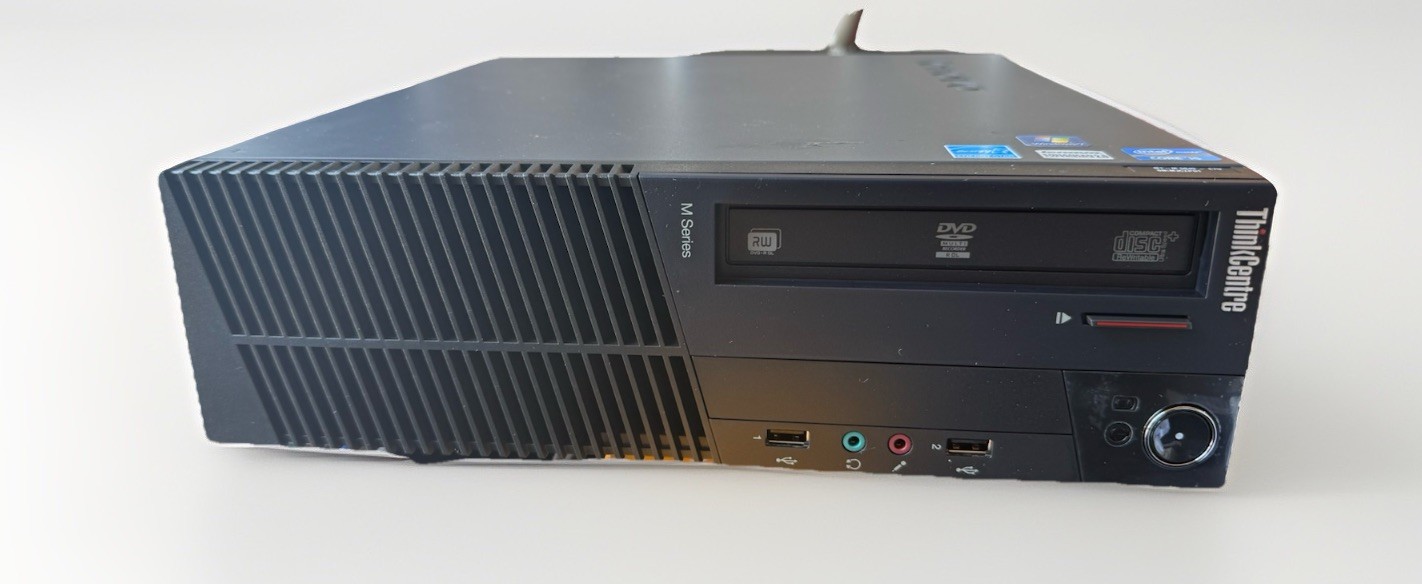 Lenovo ThinkCentre M81 (320GB, Intel Core i5 2nd Gen., 3.1GHz, 4GB) PC Desktop –