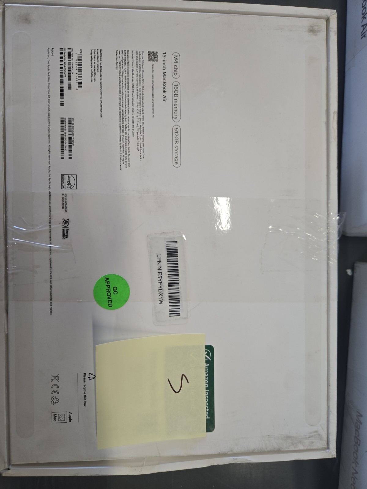 2025 Apple MacBook Air 13-inch M4 Chip 16GB RAM 512GB SSD Silver MWX03LL/A