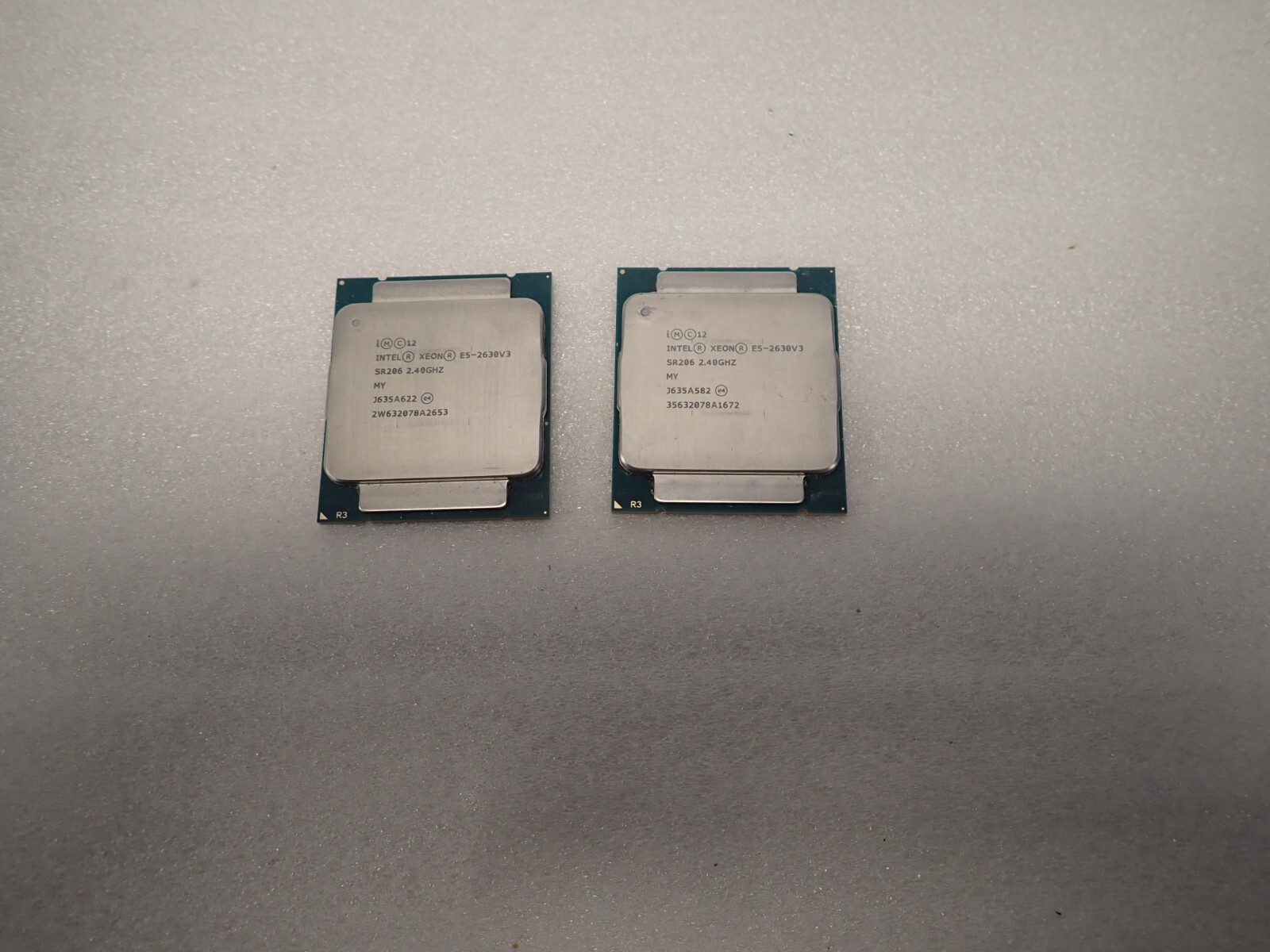 Lot of 2 INTEL XEON SR206 E5-2630V3 2.40GHz 20MB L3 8GT/s LGA2011-3 8-CORE CPU