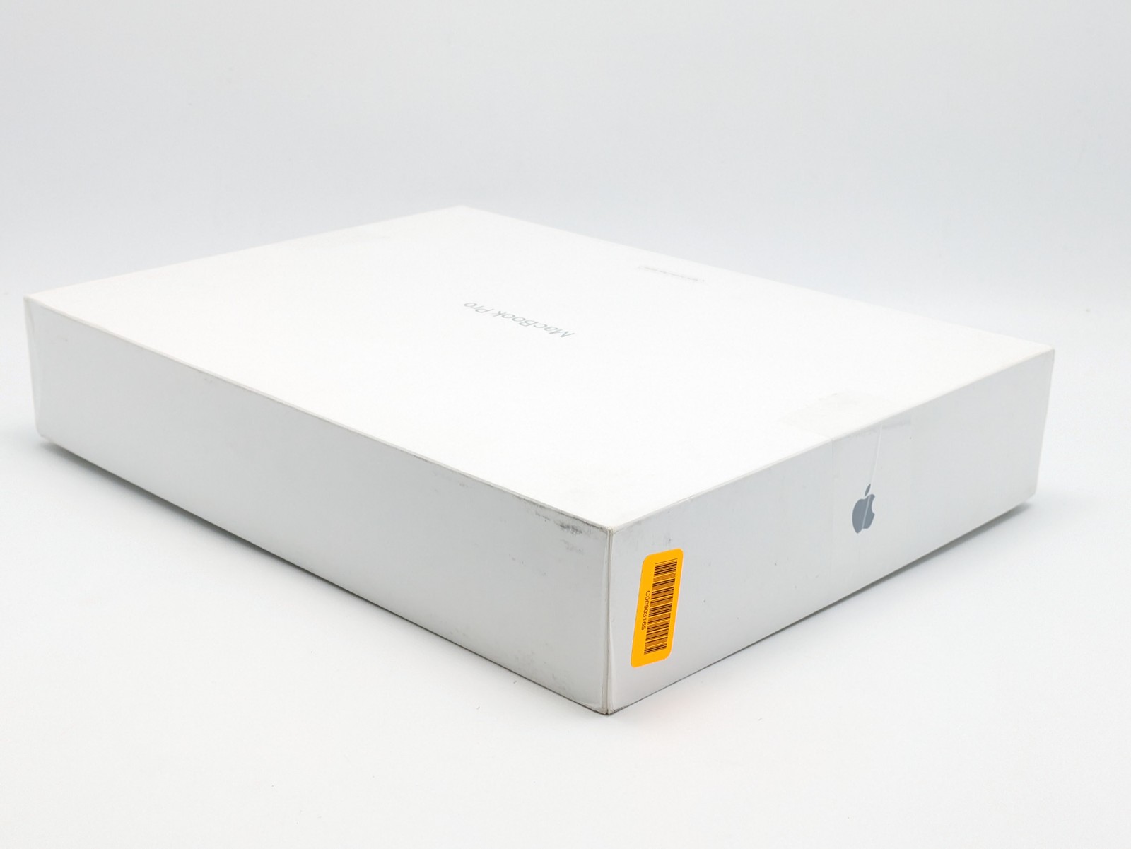 Apple MacBook Pro 2023 14.2″ M3 Pro 11C 512GB SSD 18GB RAM 14C GPU macOS *RFB*