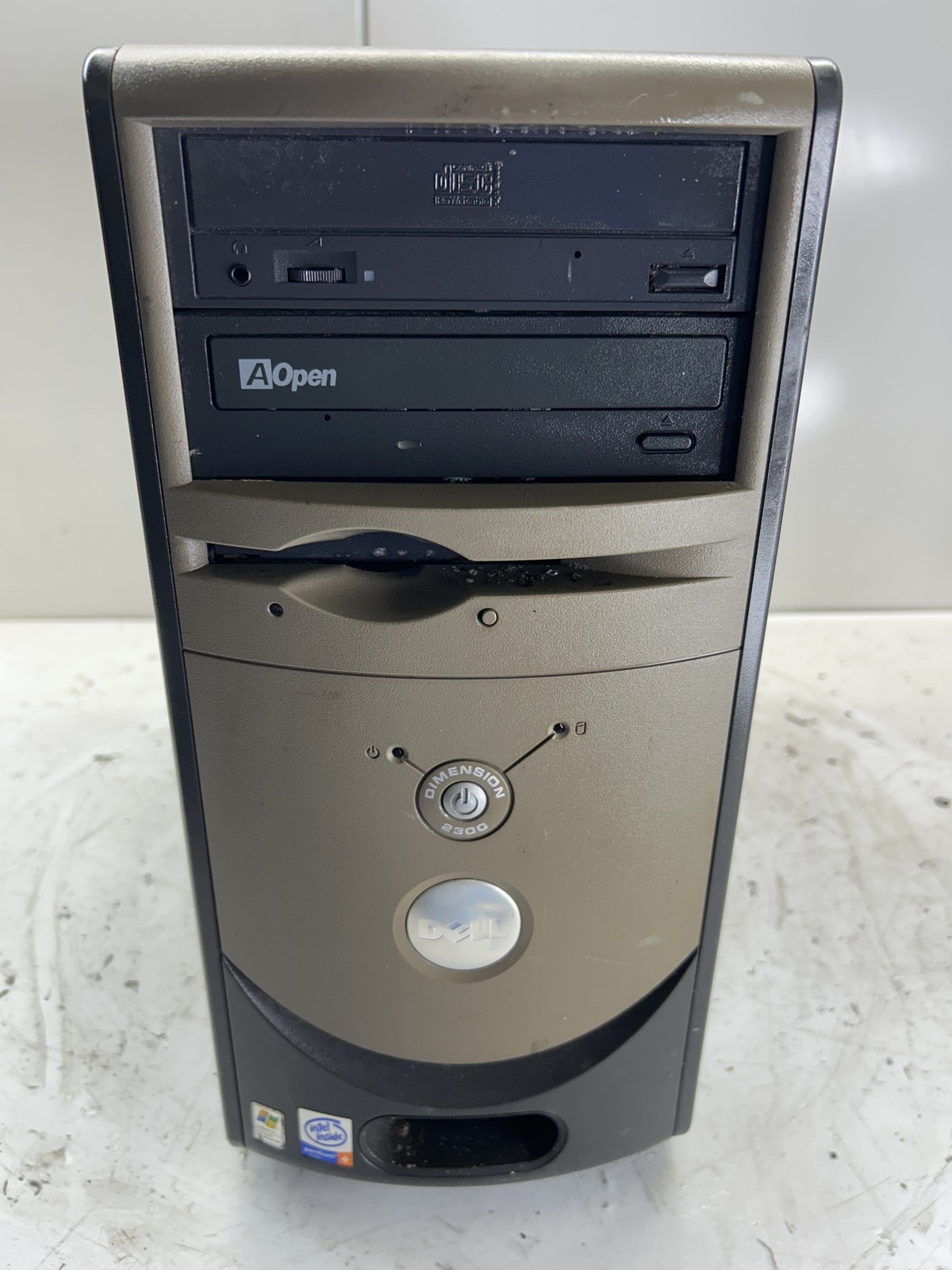 Dell Dimension 2300 Intel Pentium 4 1.80GHz 128MB NO HDD
