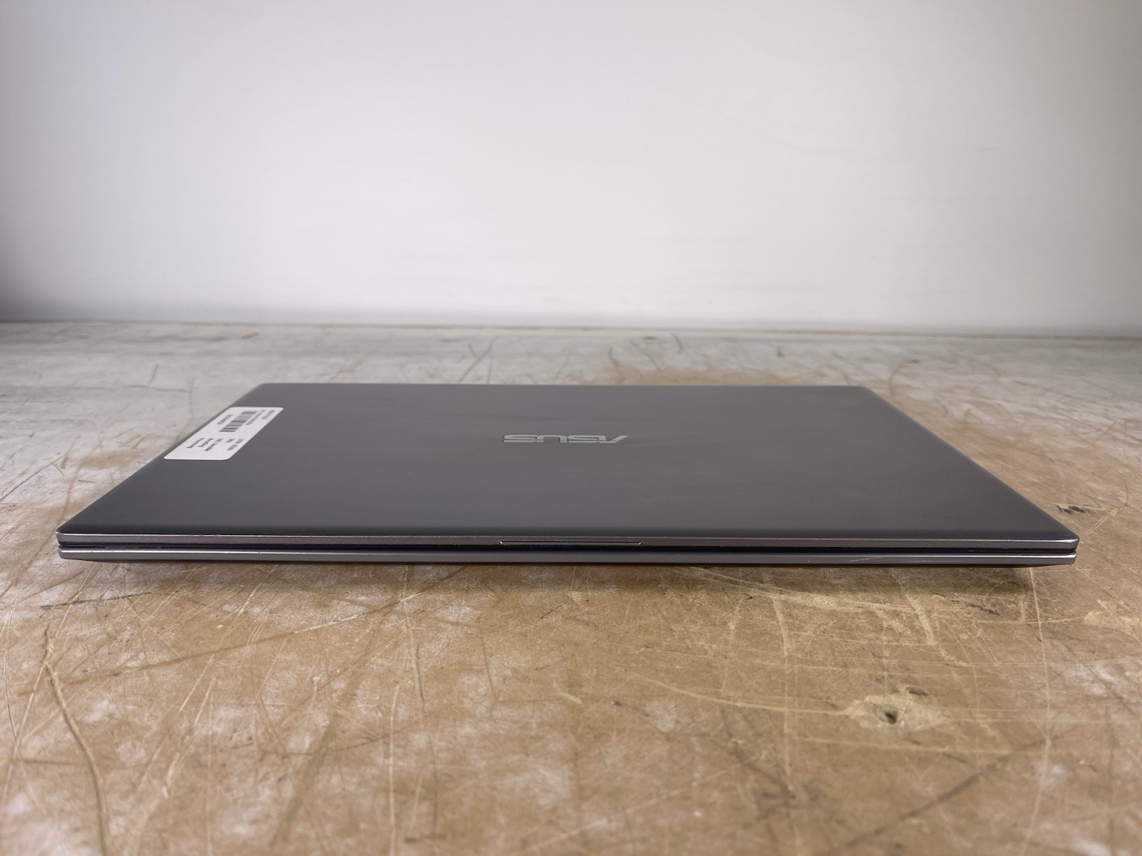 ASUS VIVOBOOK F512J i3-1005G1 @ 1.20 GHz, 12GB RAM, NO HDD/OS