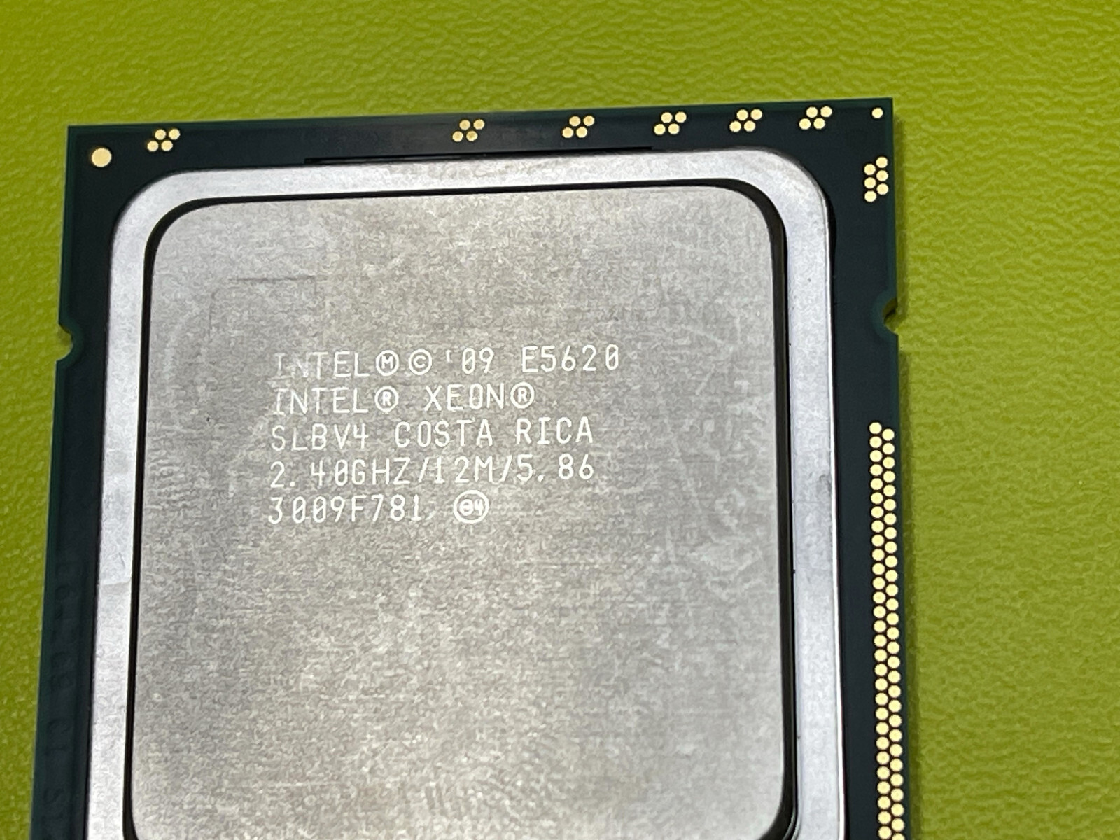 Intel Xeon E5620 2.4GHz Quad-Core Processor LGA1366 SLBV4