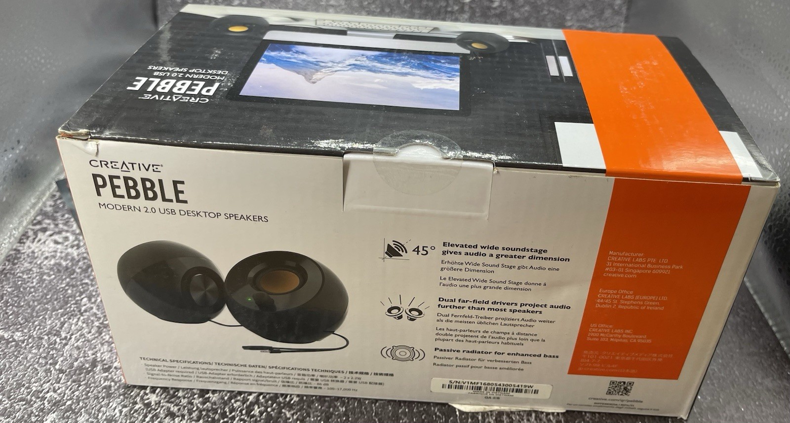 Creative Pebble Modern 2.0 USB Desktop Speakers – Black/Gold – Brand New In Box