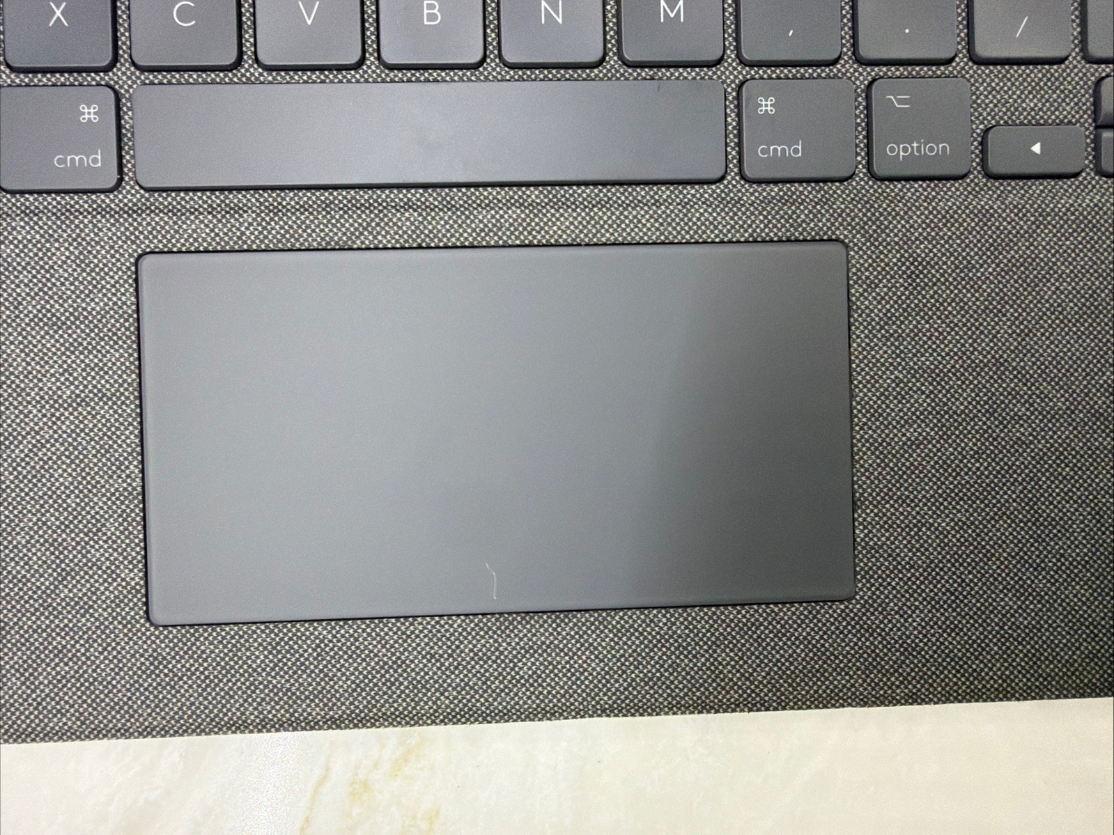 Logitech Combo Touch Keyboard Case w/ Trackpad for iPad Pro 12.9″ 5th & 6th Gen