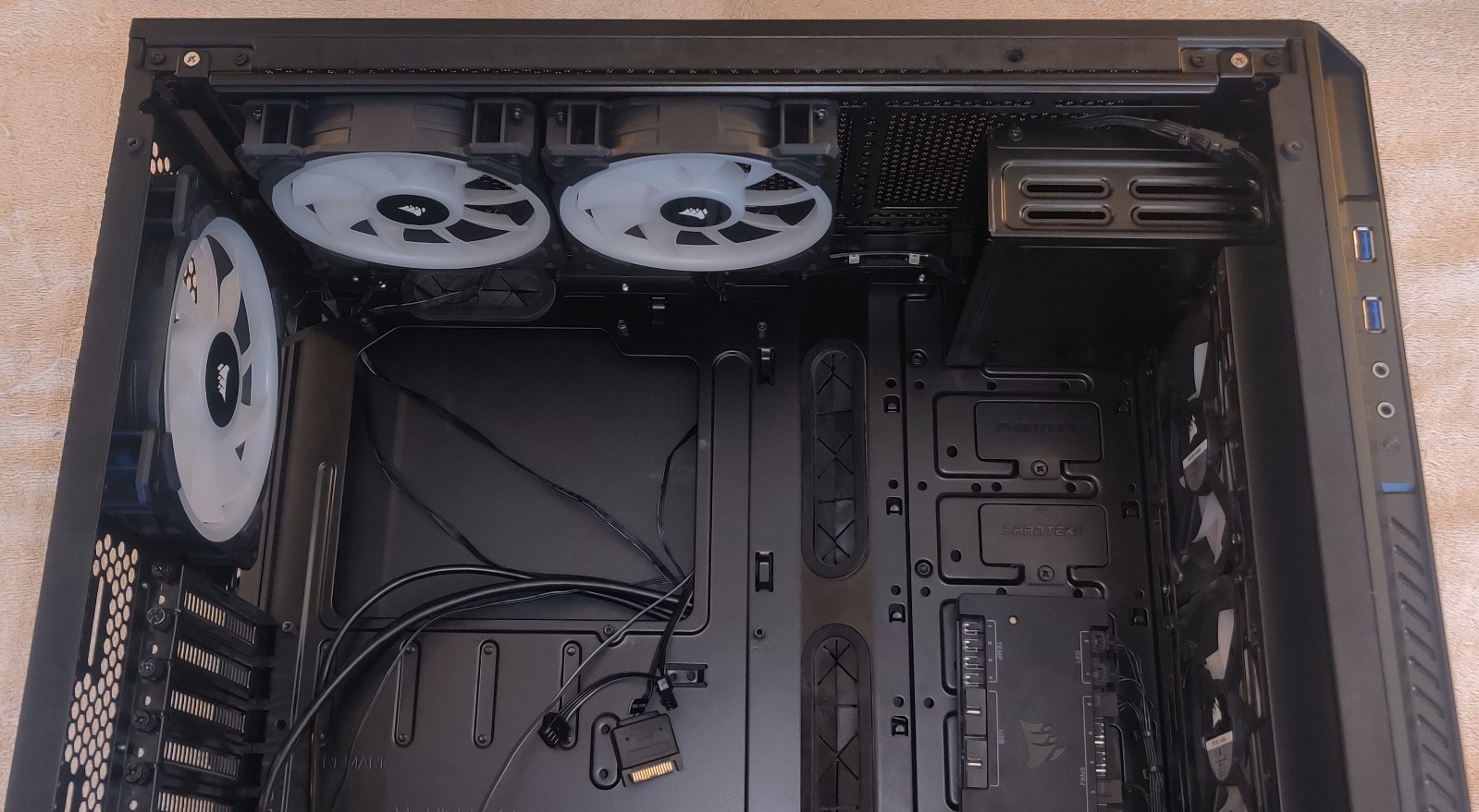 Phanteks Enthoo ProM Black Tempered Glass Edition Mid-Tower w/ Corsair Case Fans