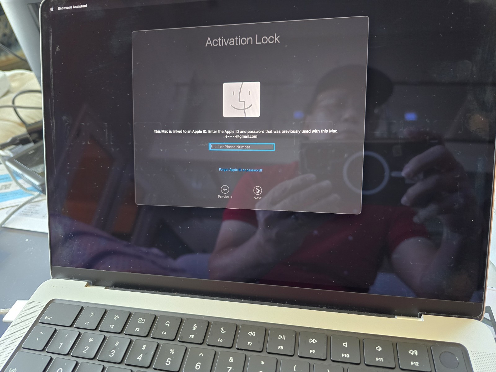 Macbook Pro A2992 Good LCD Screen 14″, Grade A Silver Apple ID for Parts