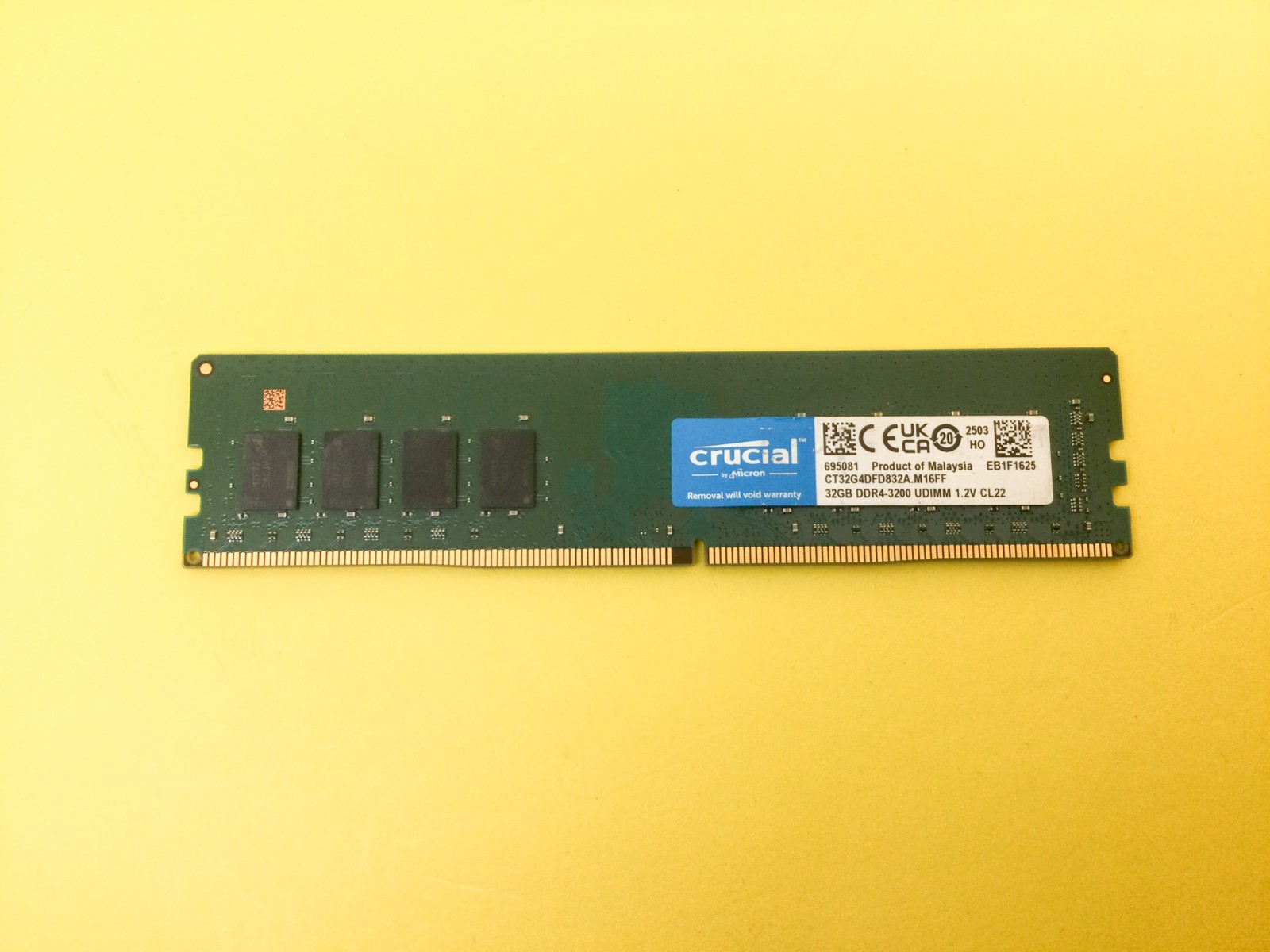 Crucial 32GB DDR4 3200MHz PC4-25600 UDIMM Desktop Memory CT32G4DFD832A