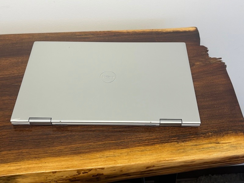 Dell Inspiron 7506 2-in-1 Intel Core i5-1135G7 12GB RAM 512GB SSD Windows 11 Pro