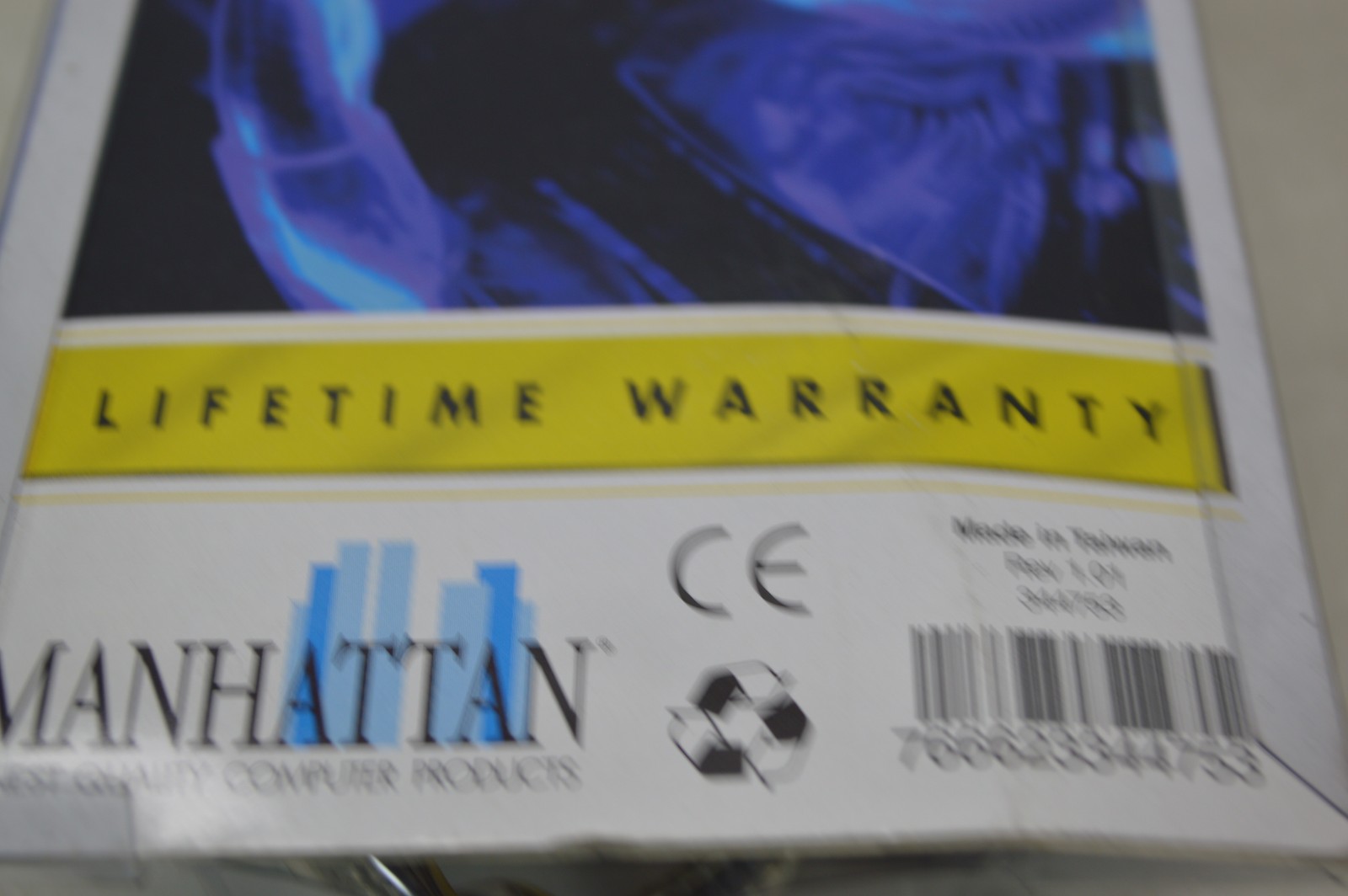 Manhattan LIGHTED CABLE EL ATA 133 Round Cable Electric Blue *New Unused*